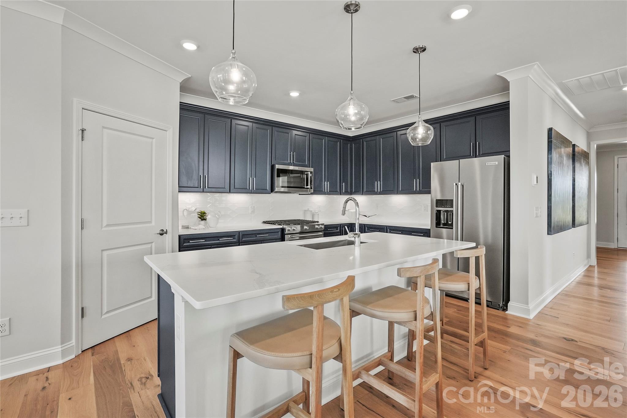 7512 Pedigree Circle Property Photo 6