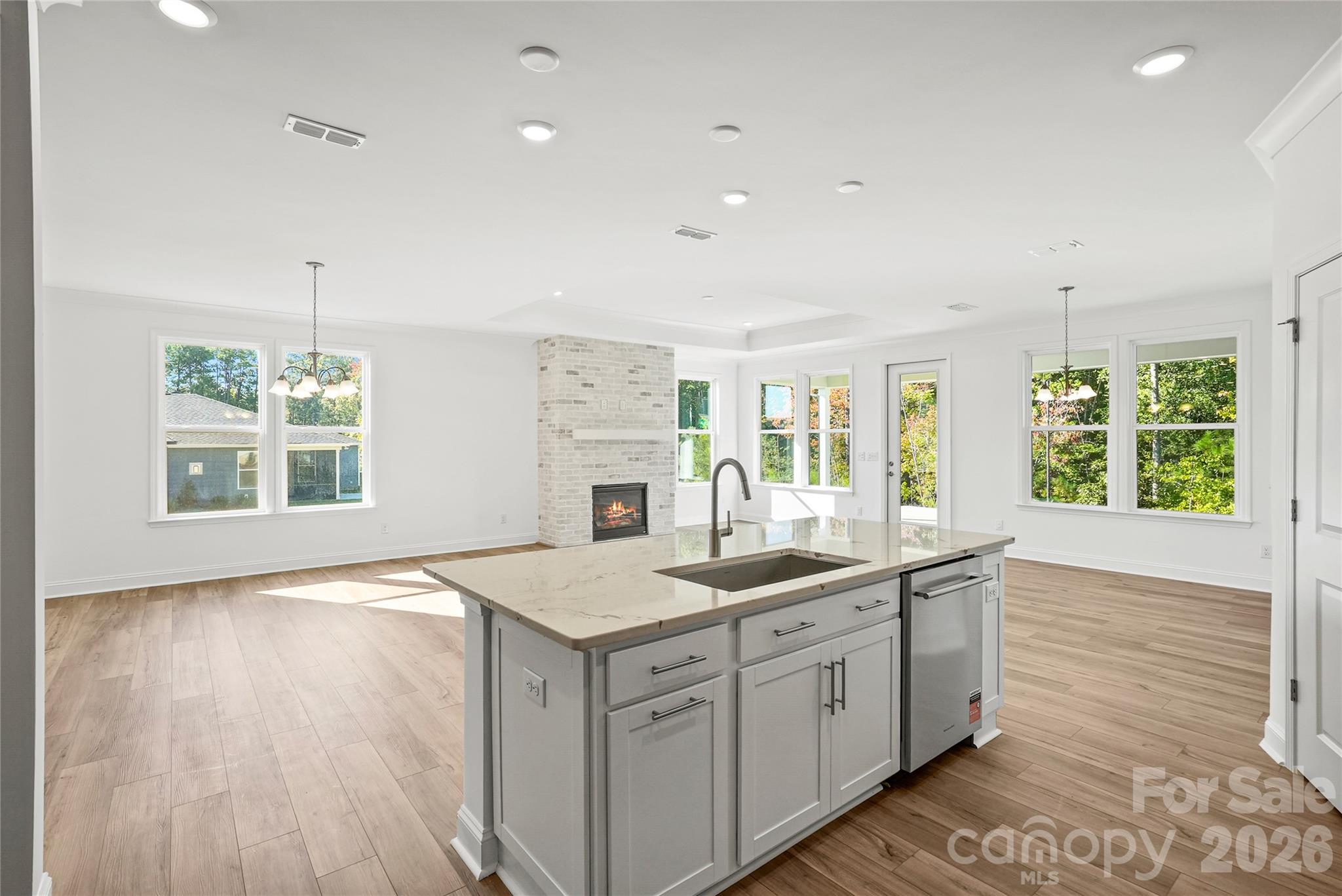 7512 Pedigree Circle Property Photo 6