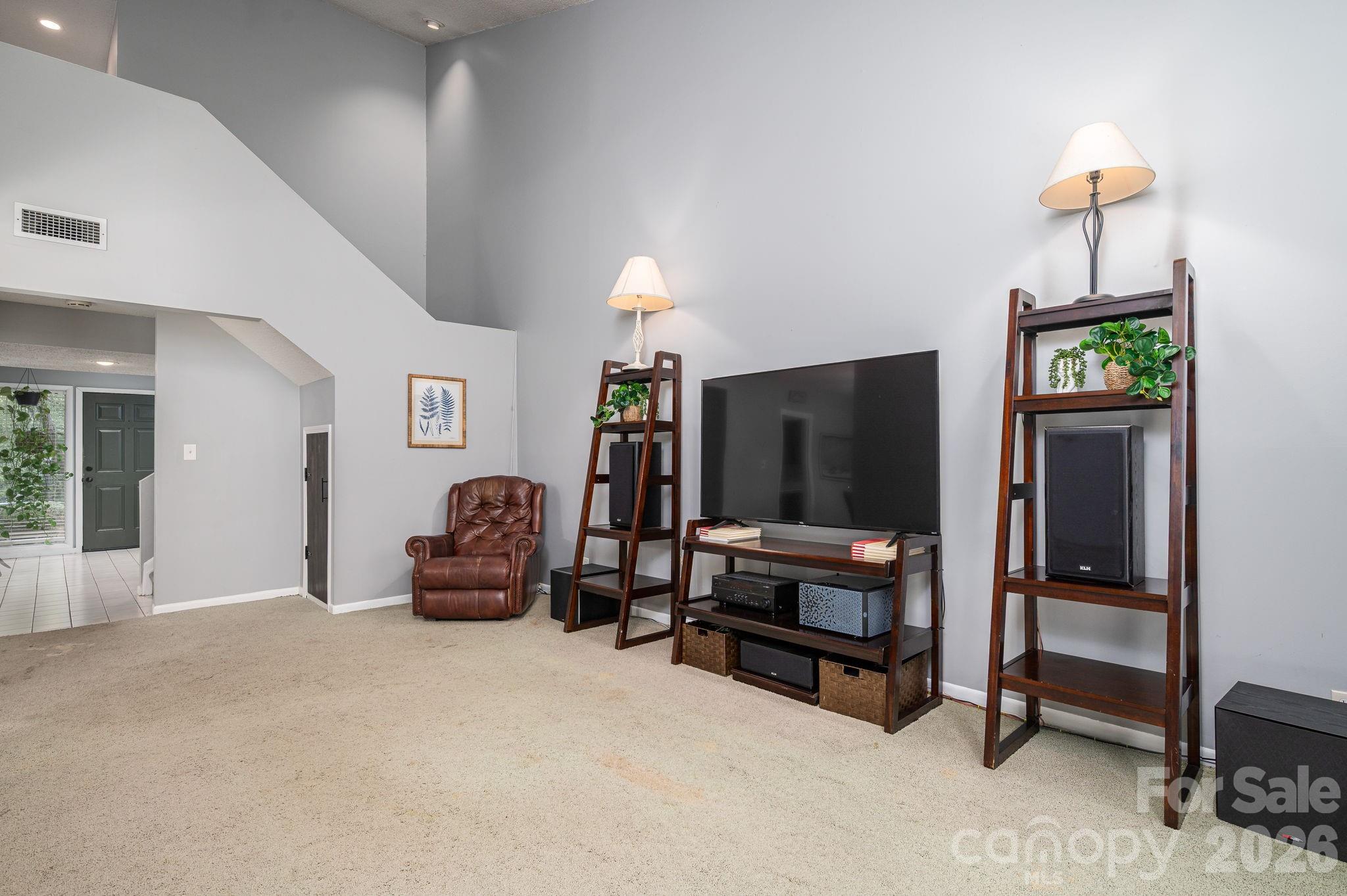 182 Riverview Terrace Property Photo 20