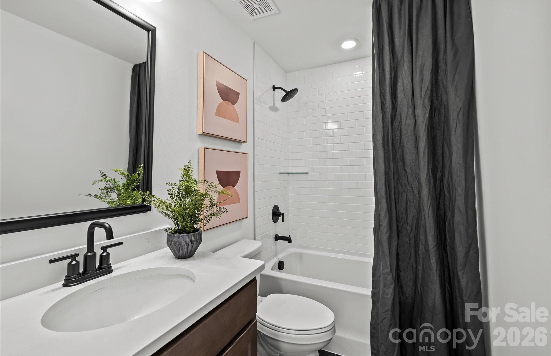 7525 Pedigree Circle Property Photo 12