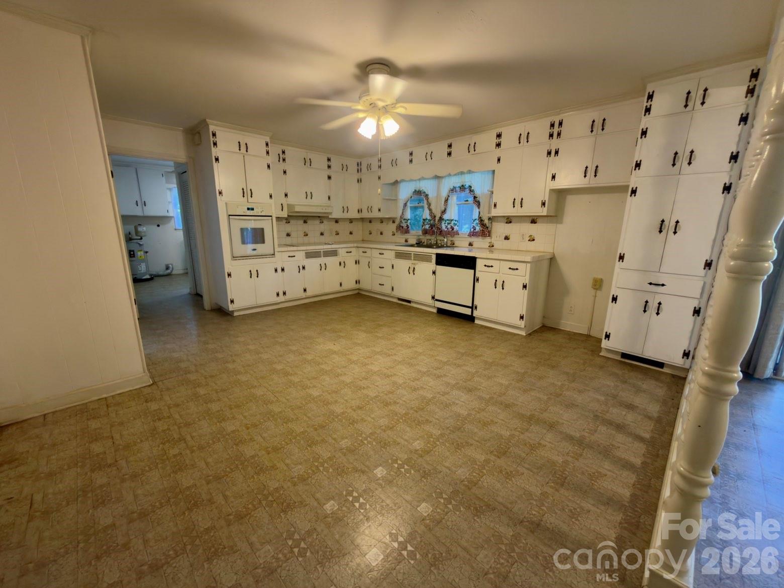 231 Lambert Road Property Photo 4