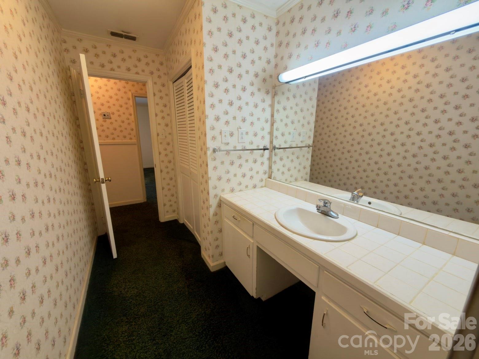 231 Lambert Road Property Photo 9