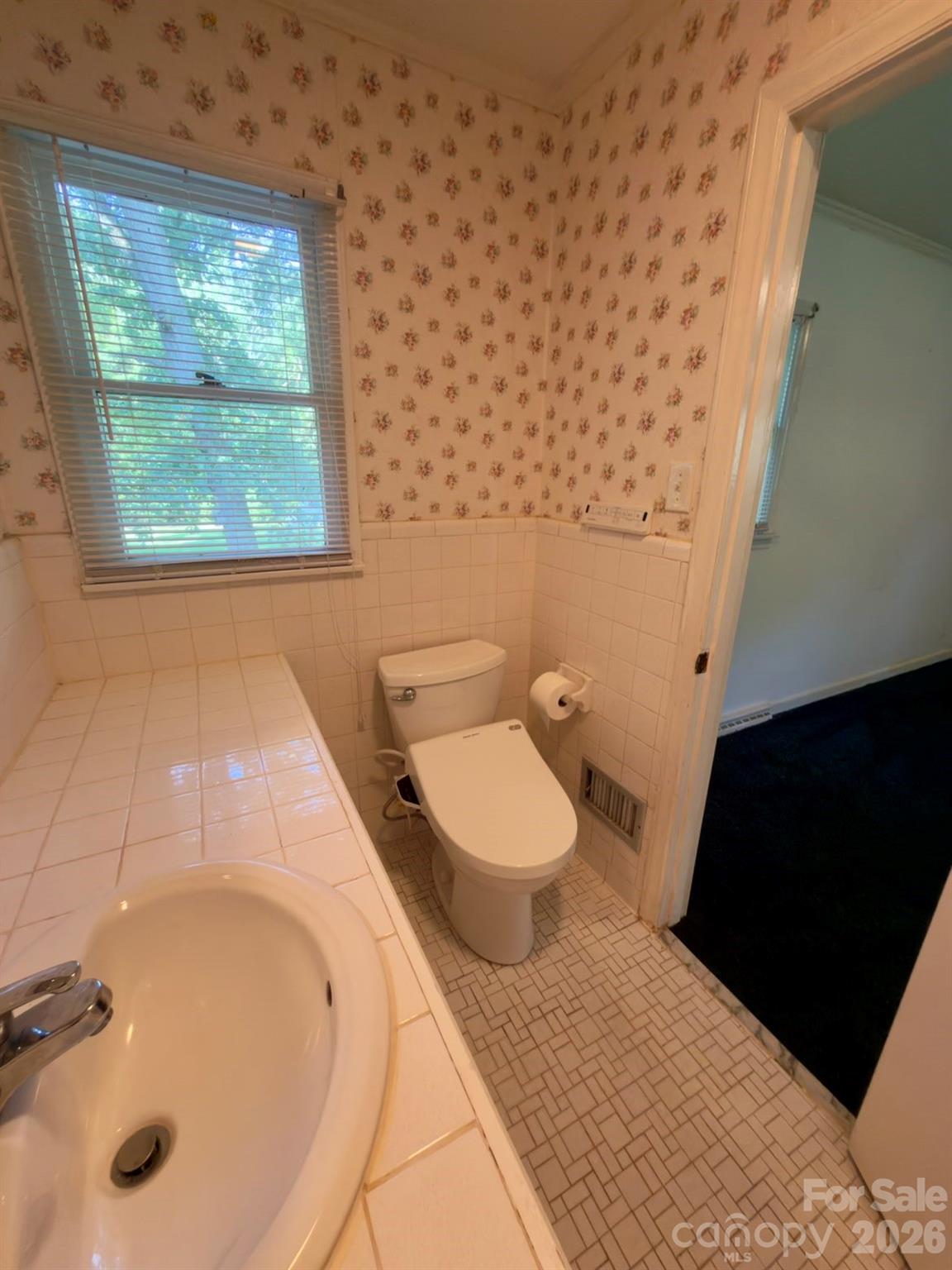 231 Lambert Road Property Photo 12
