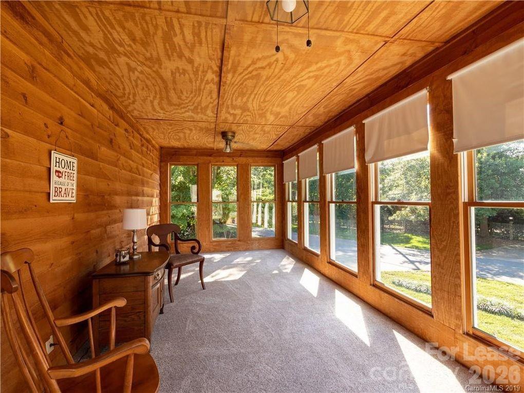 8502 Pine Lake Road Property Photo 10