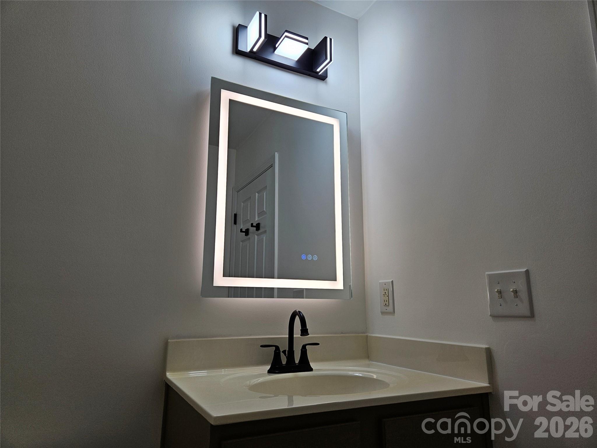 12028 Stratfield Place Circle Property Photo 30