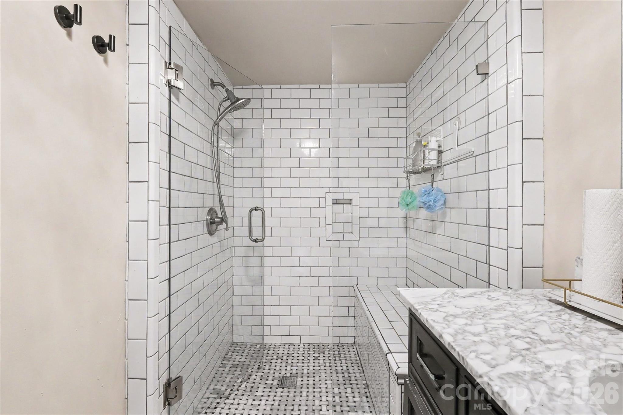 3330 Benard Avenue Property Photo 20