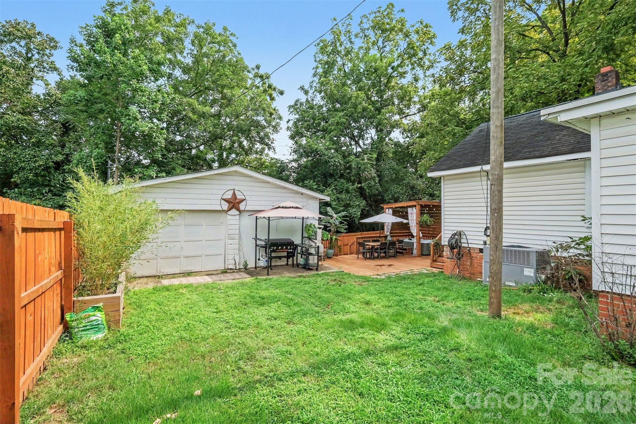 3330 Benard Avenue Property Photo 26
