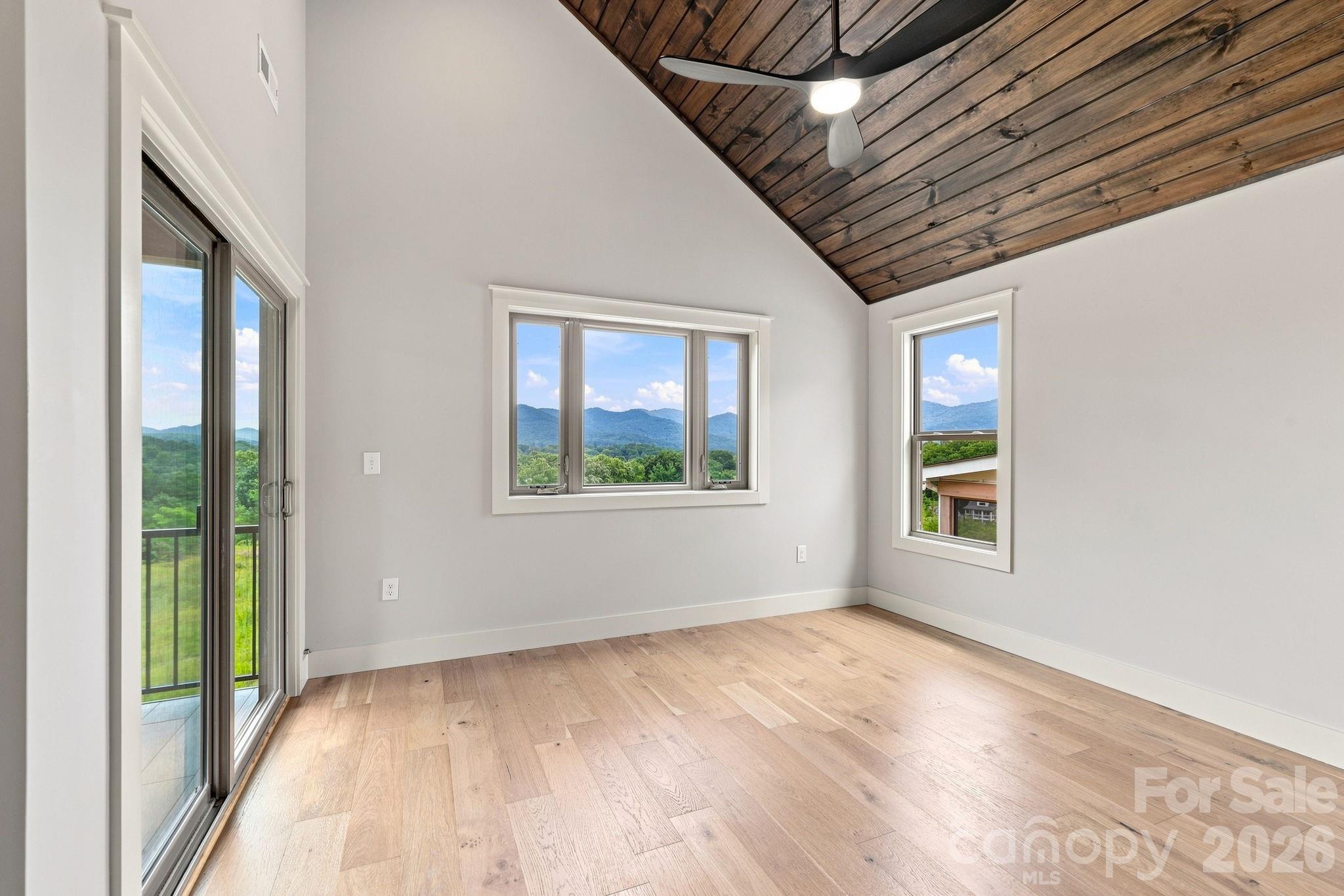 128 Chepstow Place Property Photo 12