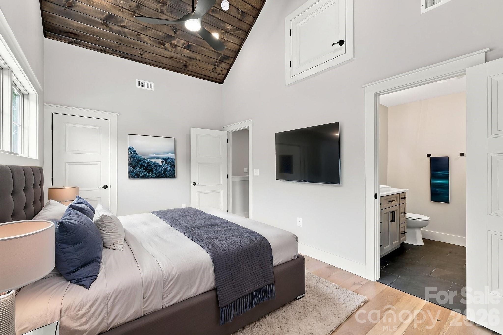 128 Chepstow Place Property Photo 17