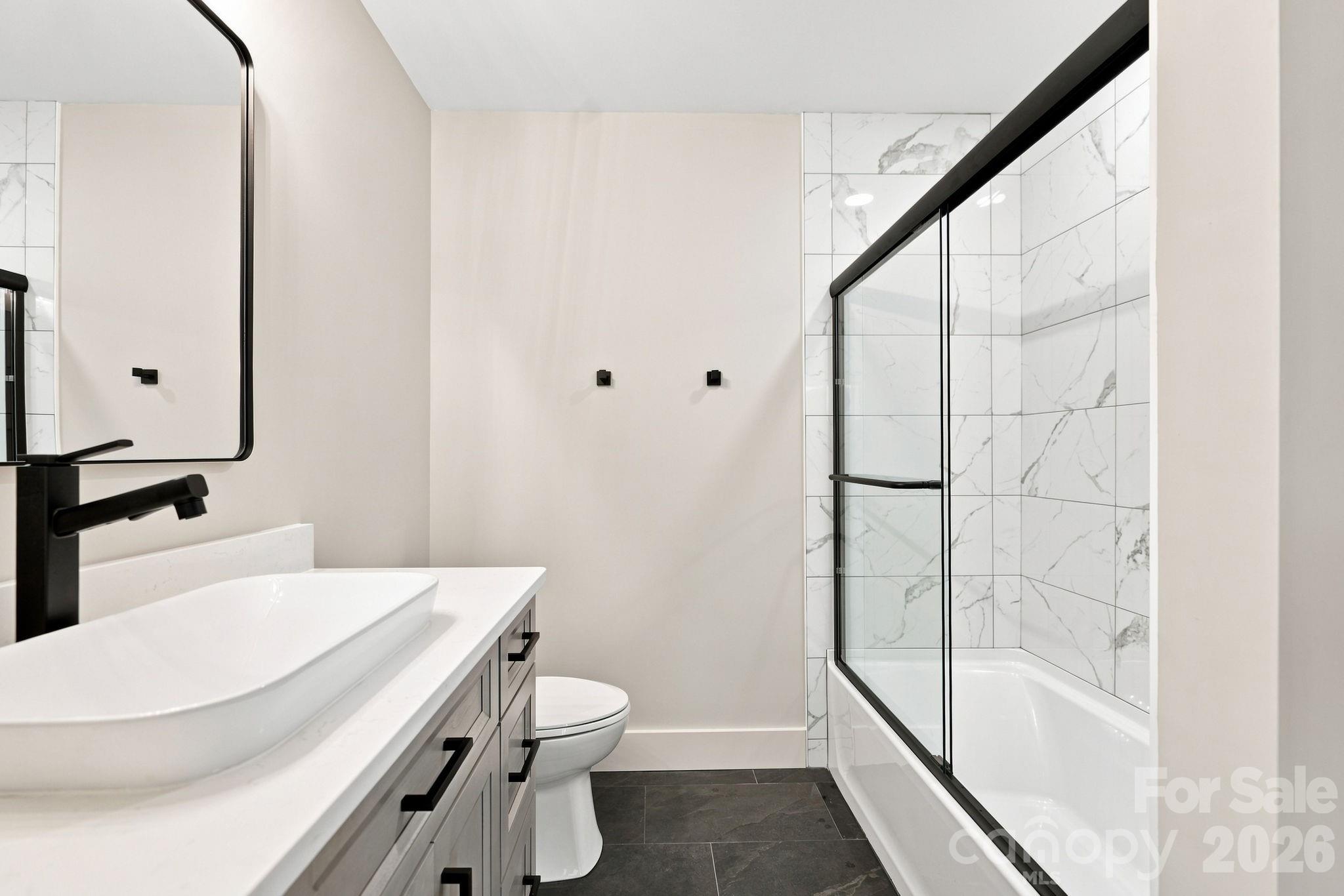 128 Chepstow Place Property Photo 18