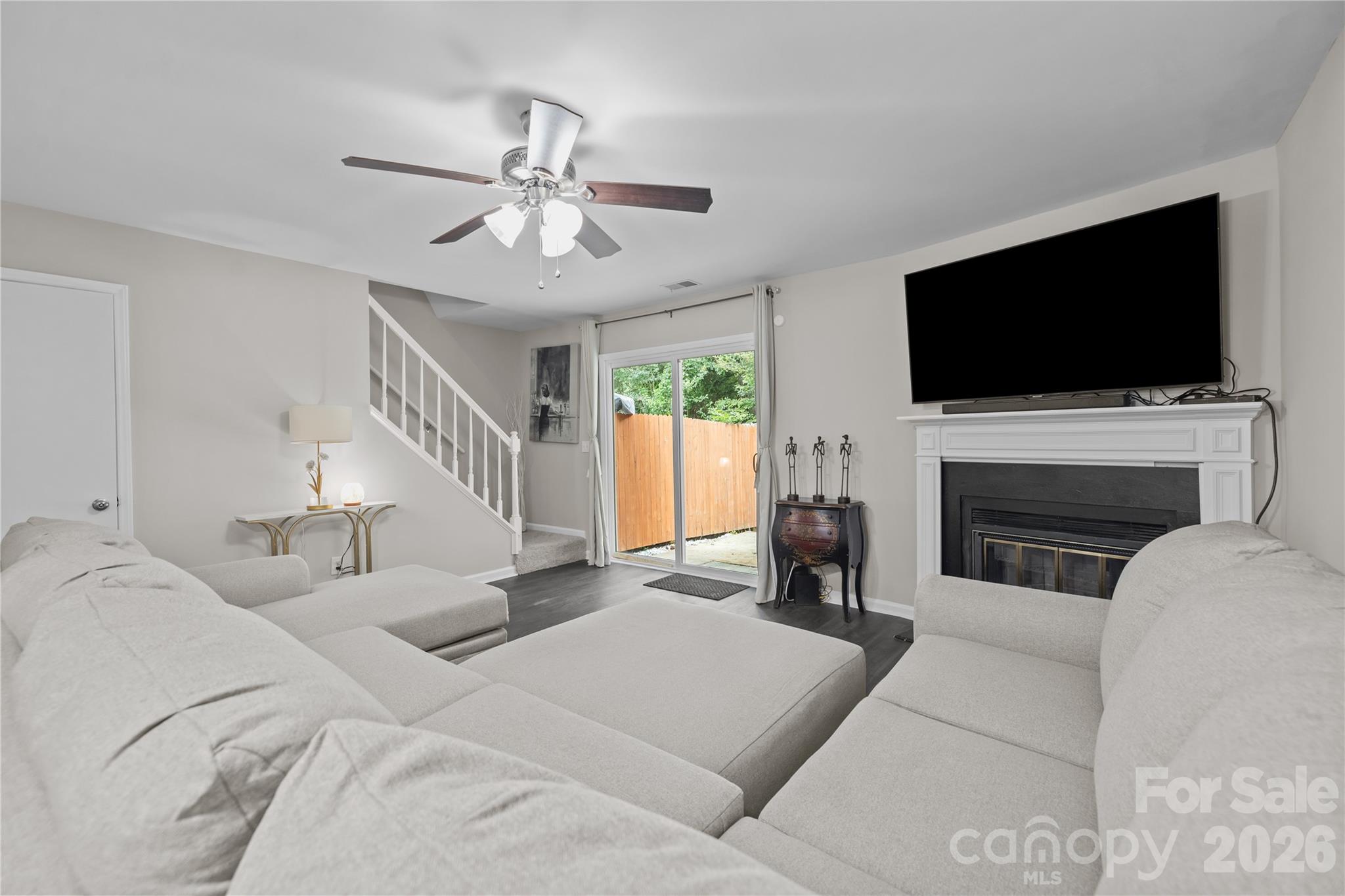 8407 Rust Wood Place Property Photo 7