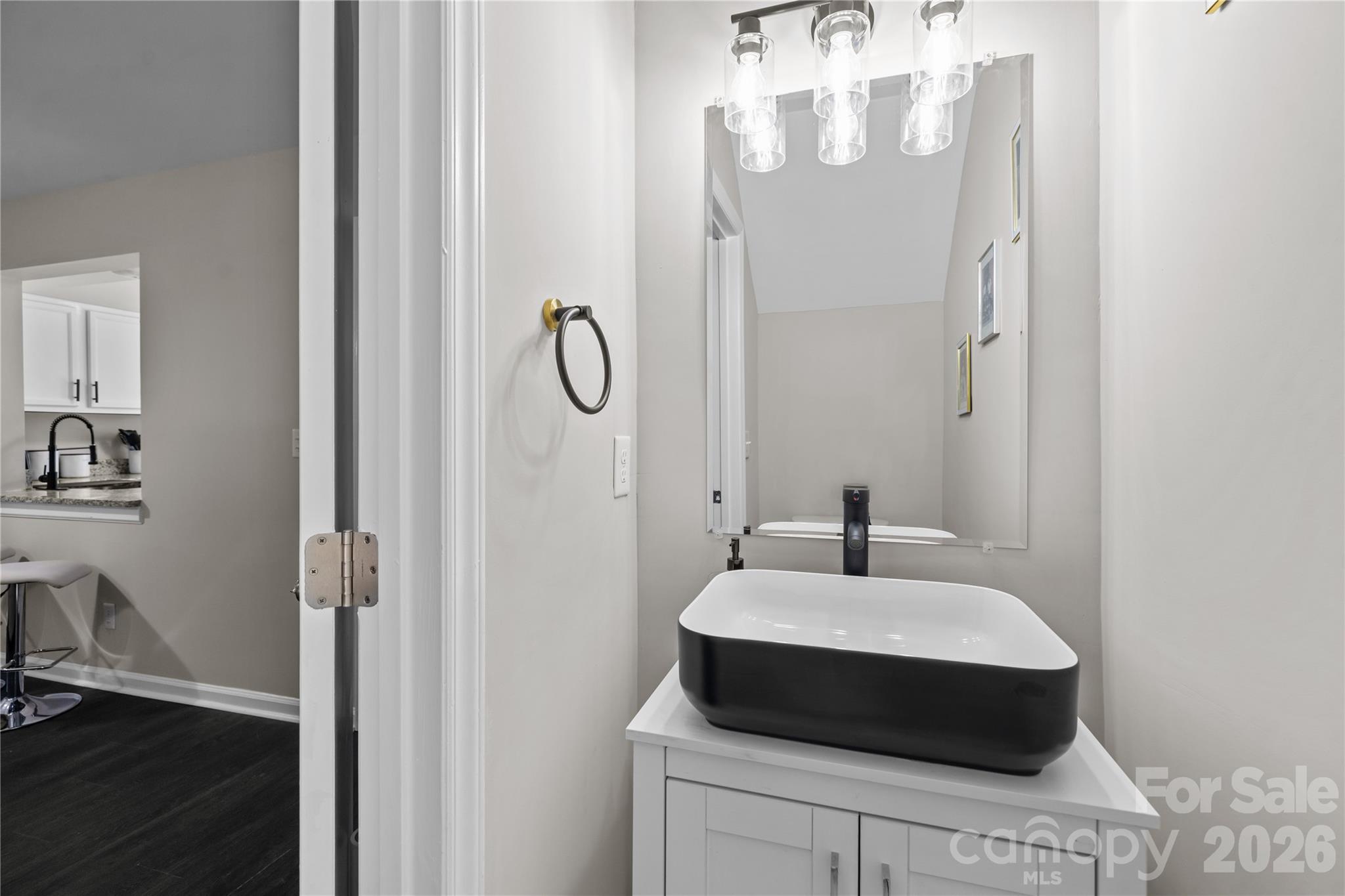 8407 Rust Wood Place Property Photo 12