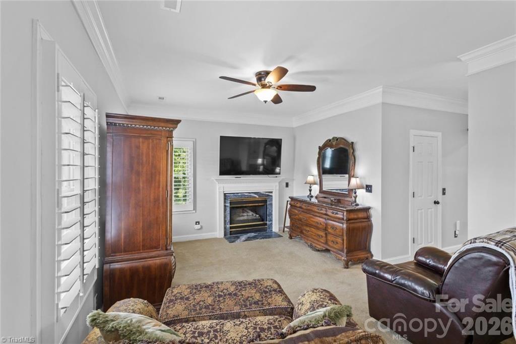 325 Buck Seaford Road Property Photo 10
