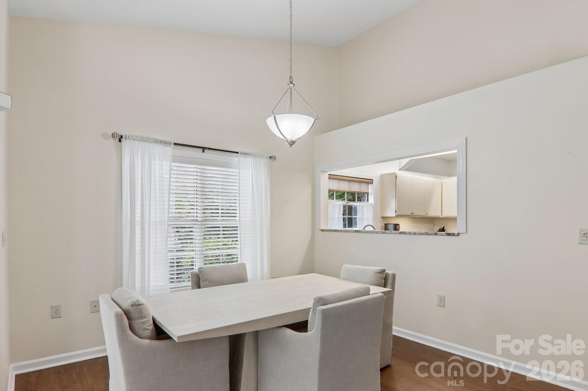 651 E Park Place Property Photo 10