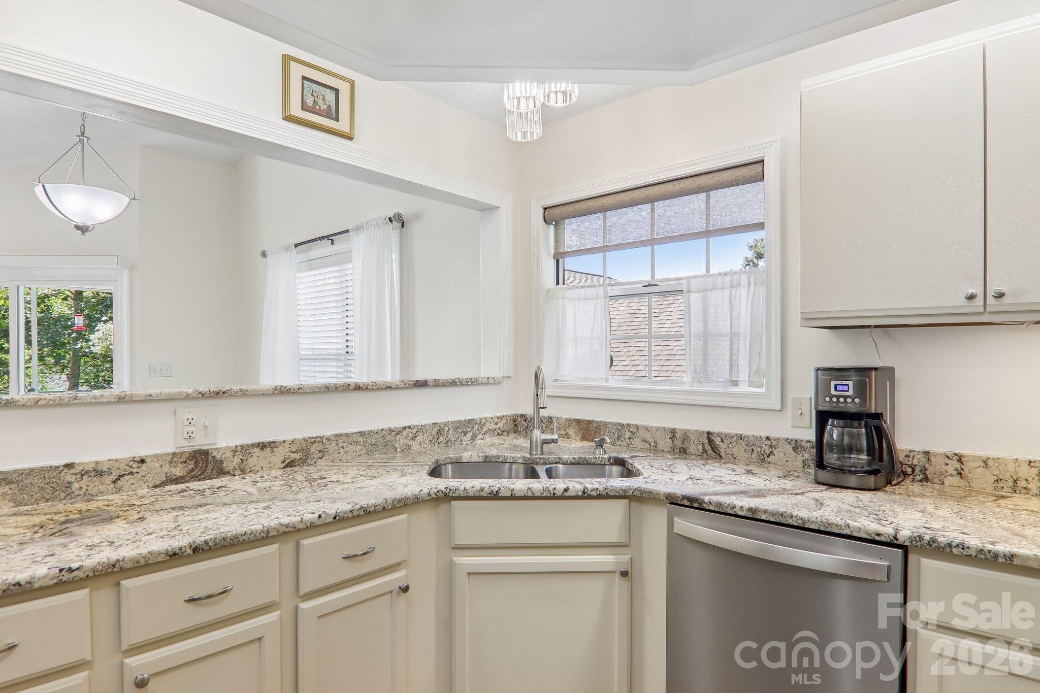 651 E Park Place Property Photo 12