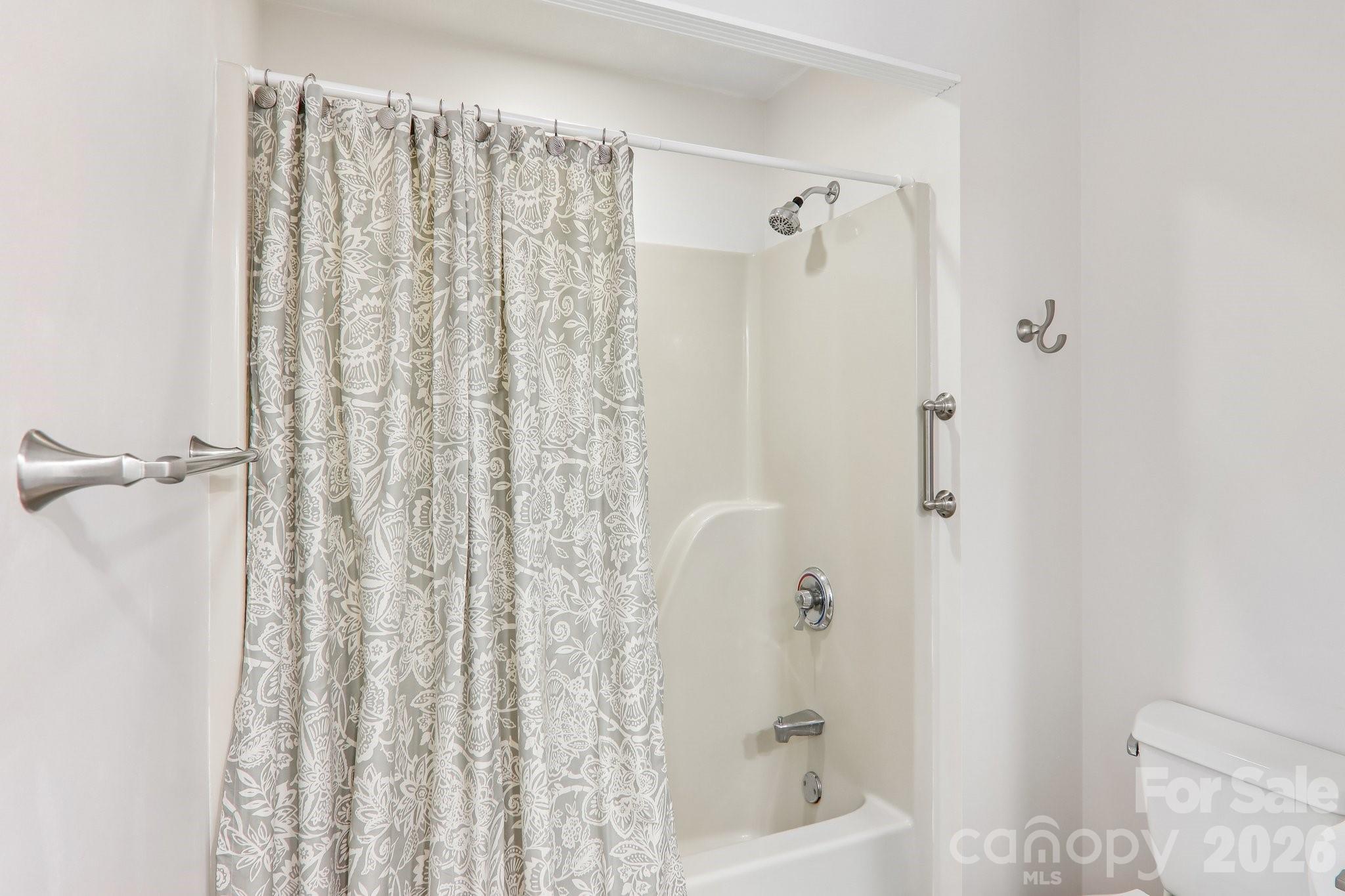 651 E Park Place Property Photo 20
