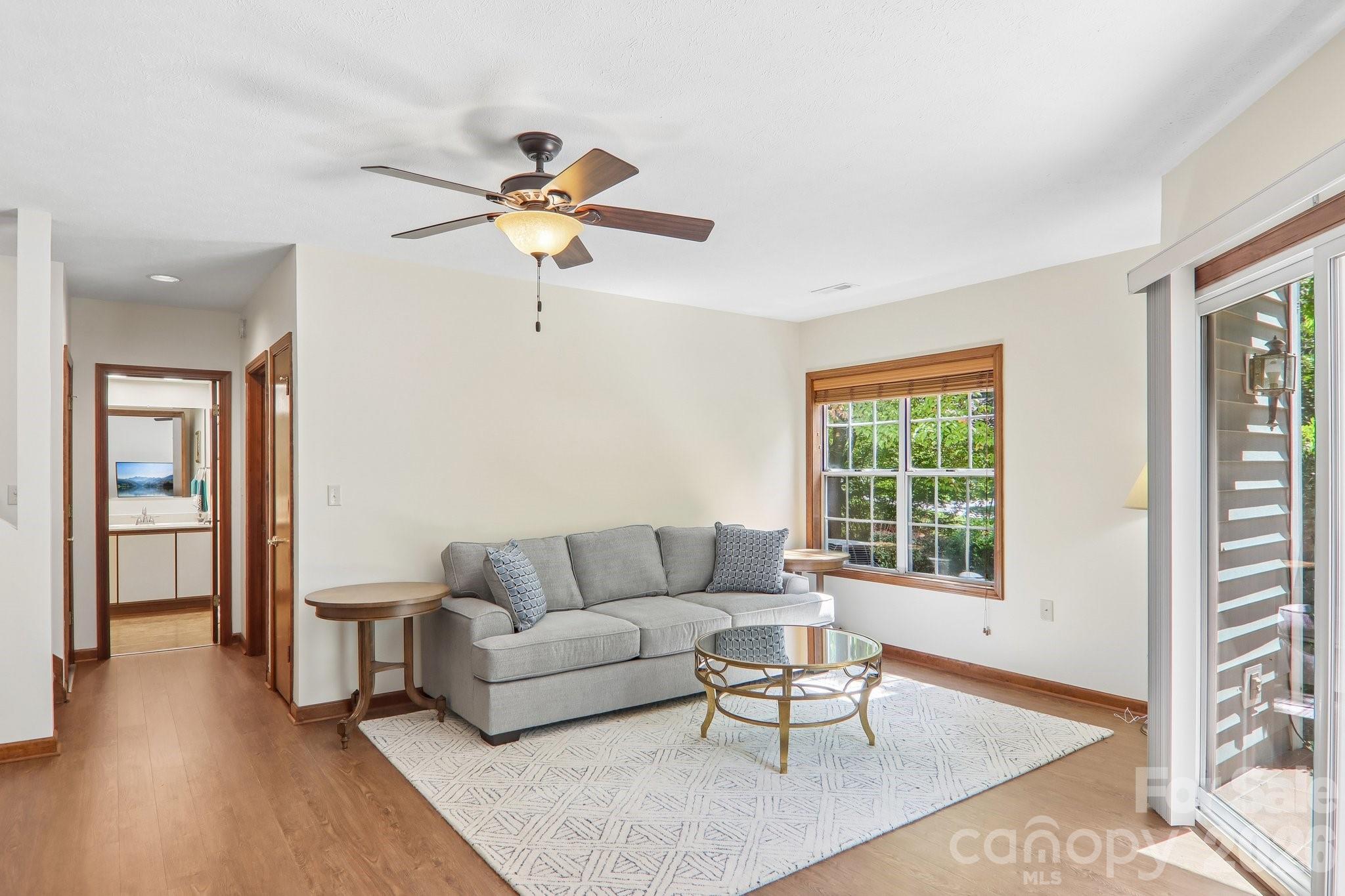 651 E Park Place Property Photo 27