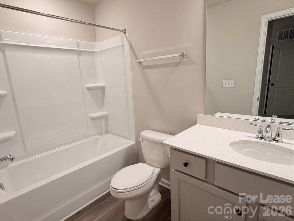 3106 Aberleaf Lane Property Photo 6