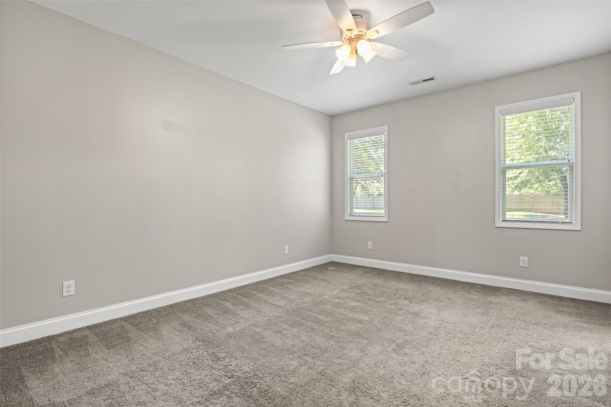 5013 Willow Run Drive Property Photo 13