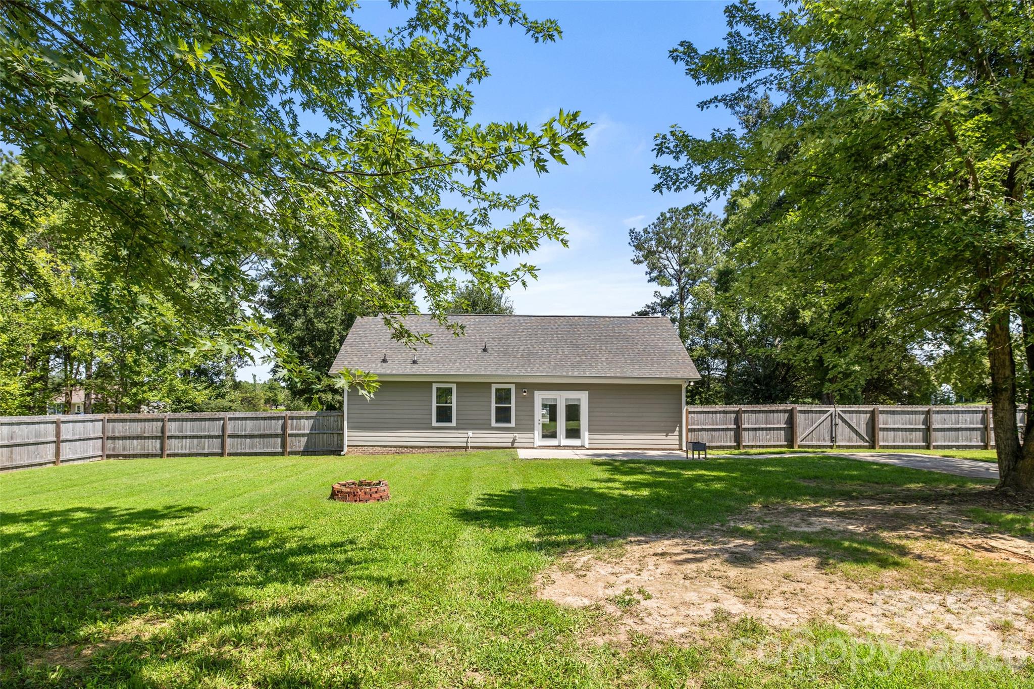 5013 Willow Run Drive Property Photo 24