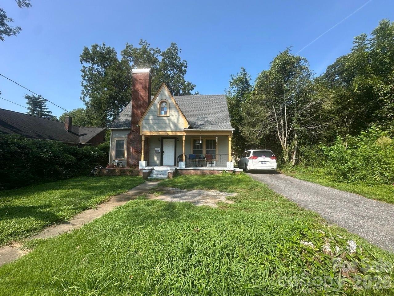 311 Beall Street Property Photo 1