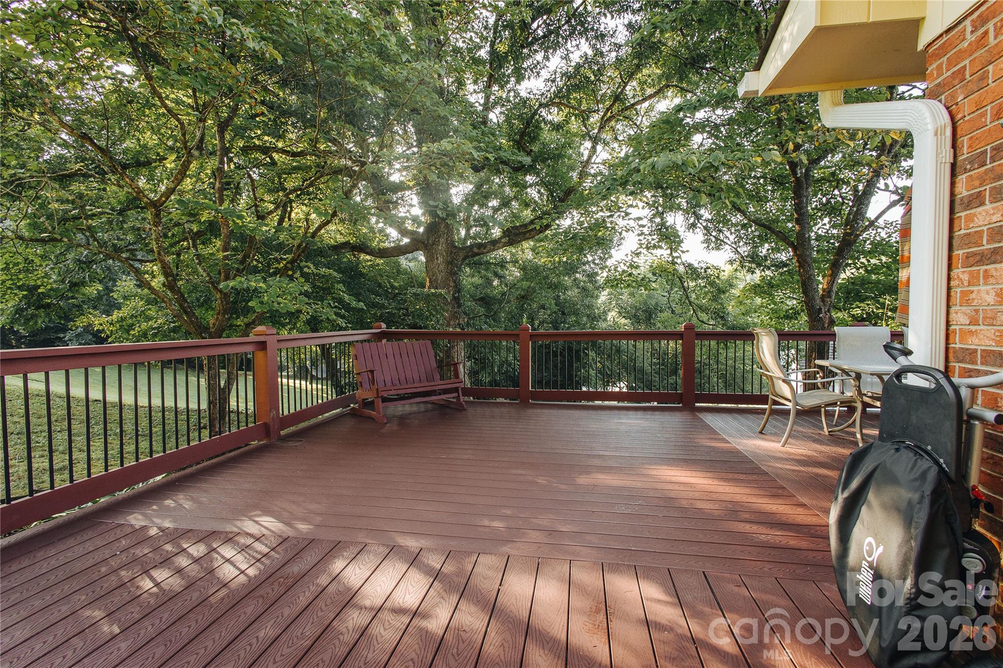 15 Golden Leaf Drive Property Photo 5