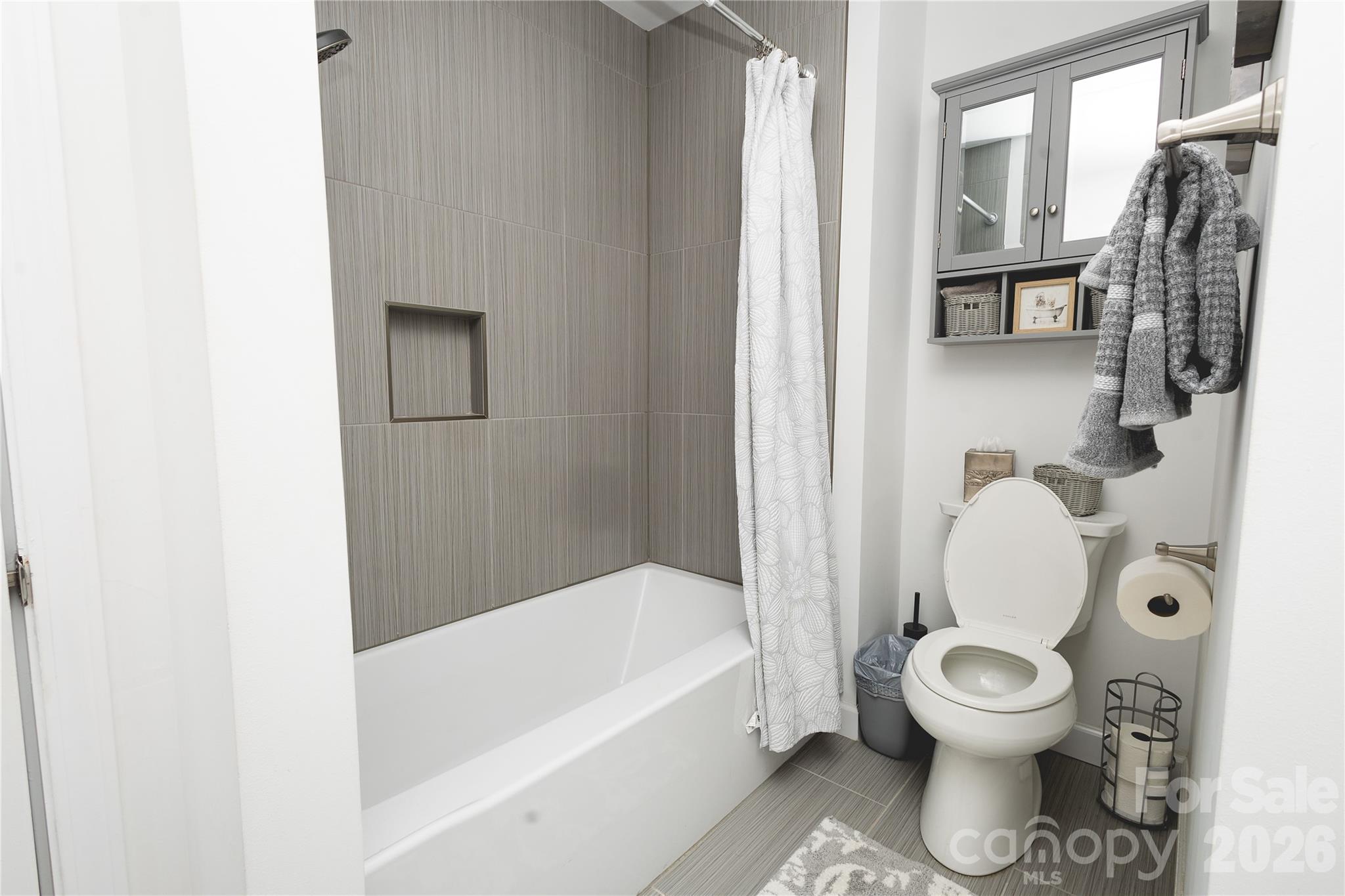 15 Golden Leaf Drive Property Photo 20