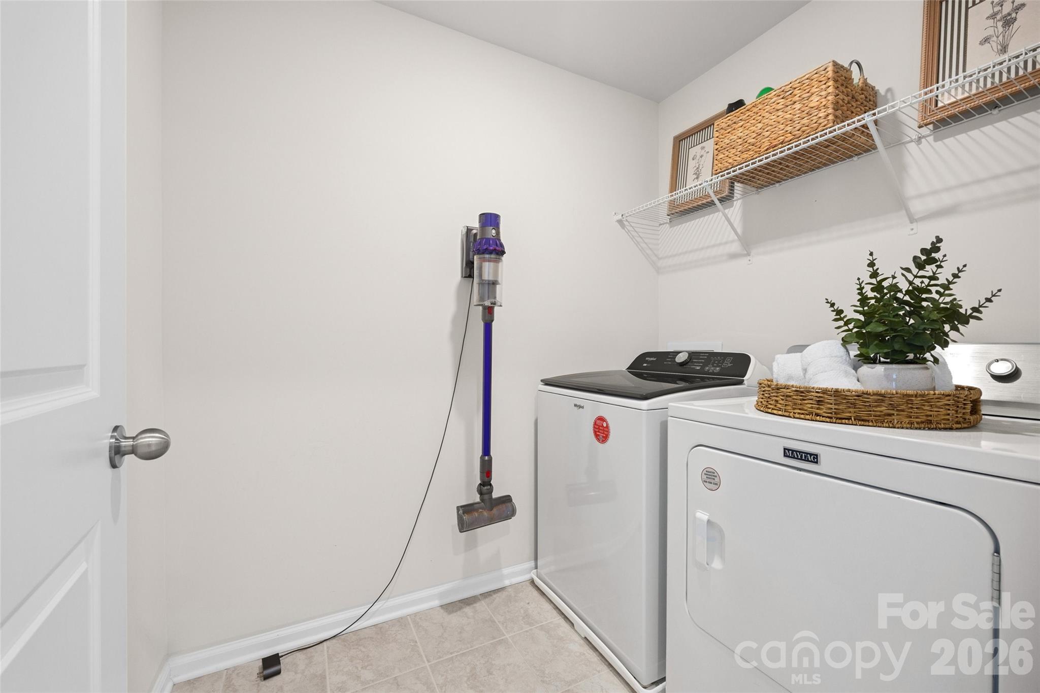 7035 Everly Commons Lane Property Photo 23