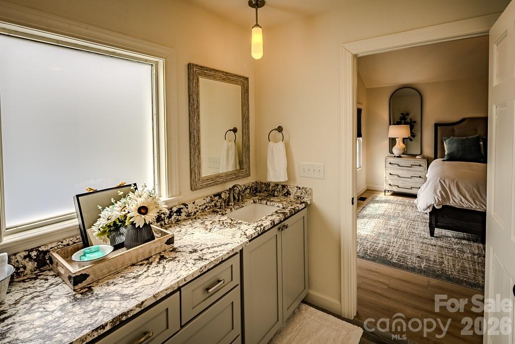 501 N Jefferson Avenue Property Photo 26