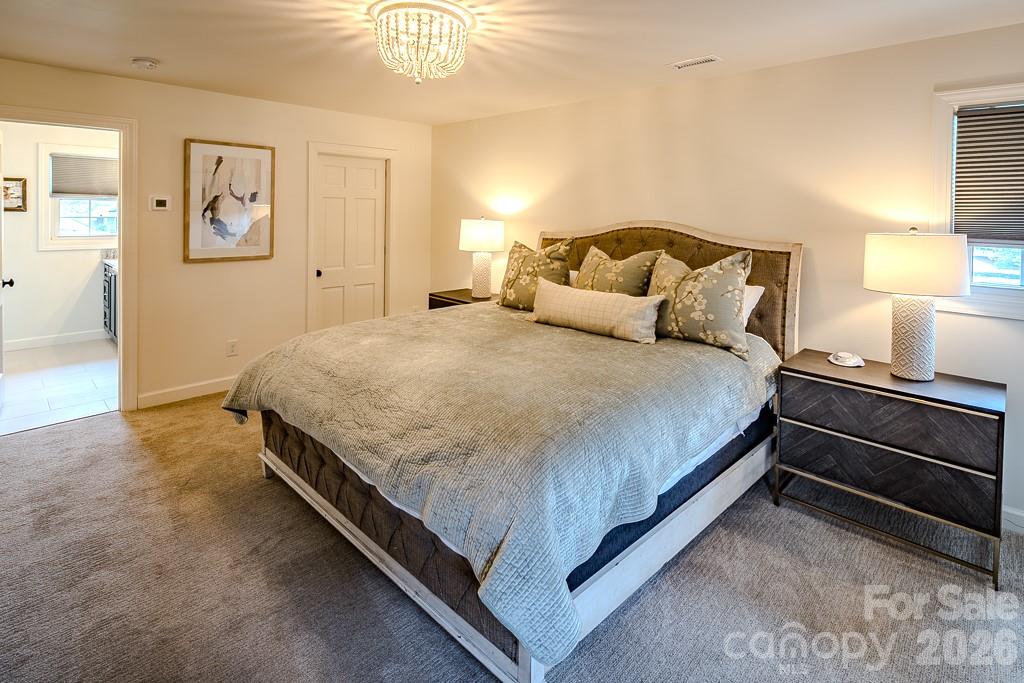 501 N Jefferson Avenue Property Photo 28