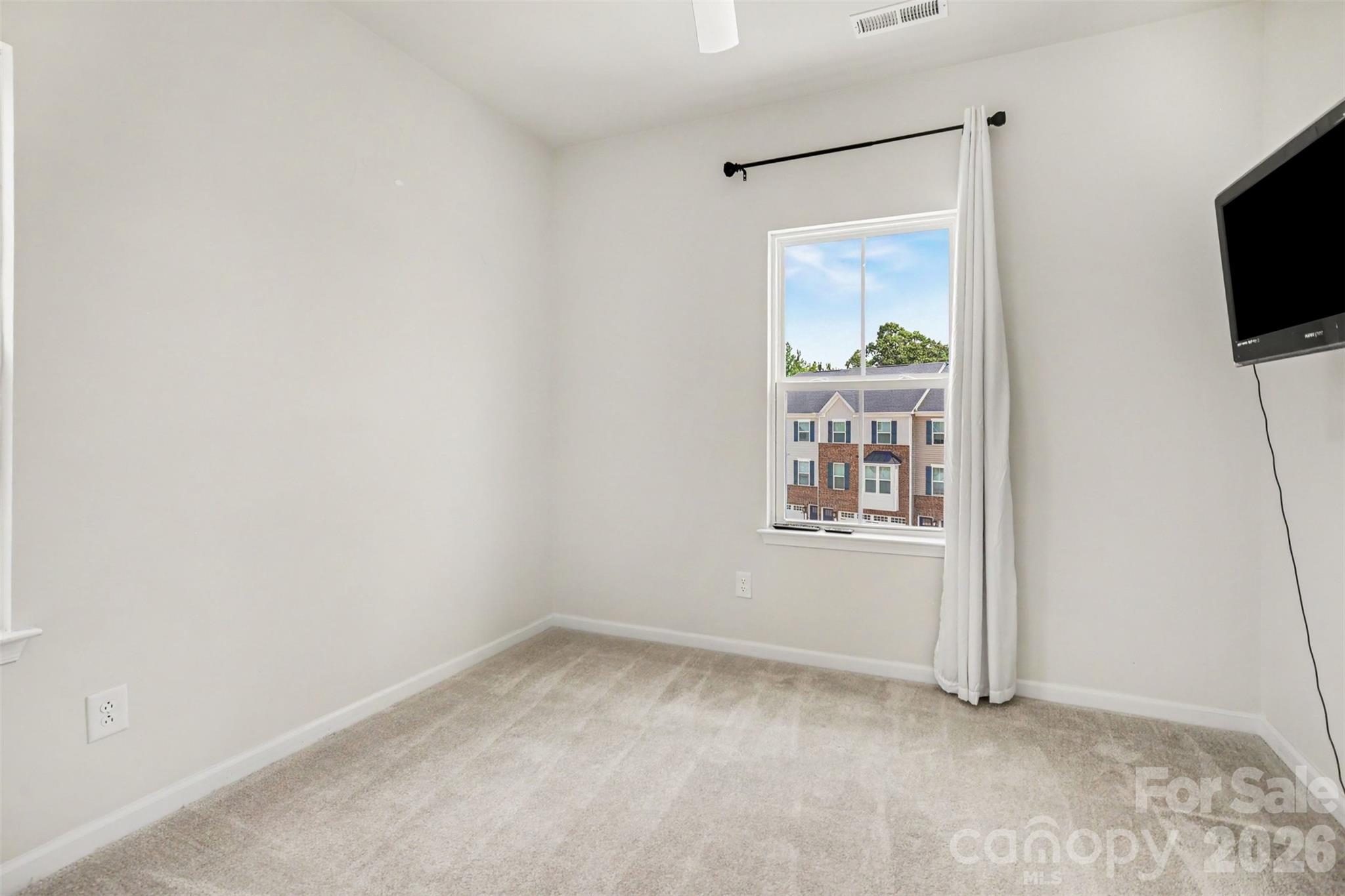 2662 Grantham Place Drive Property Photo 29