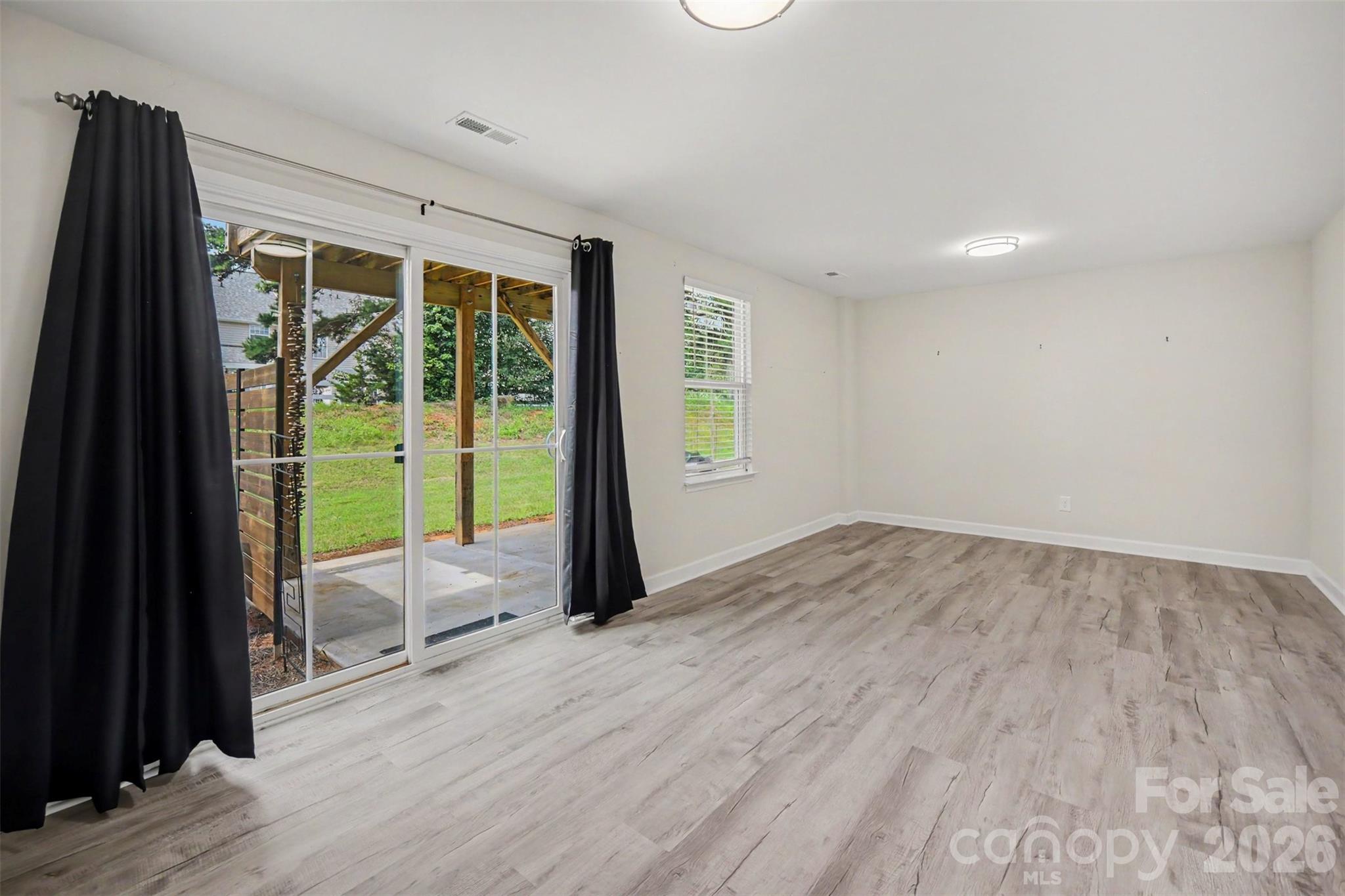 2662 Grantham Place Drive Property Photo 31