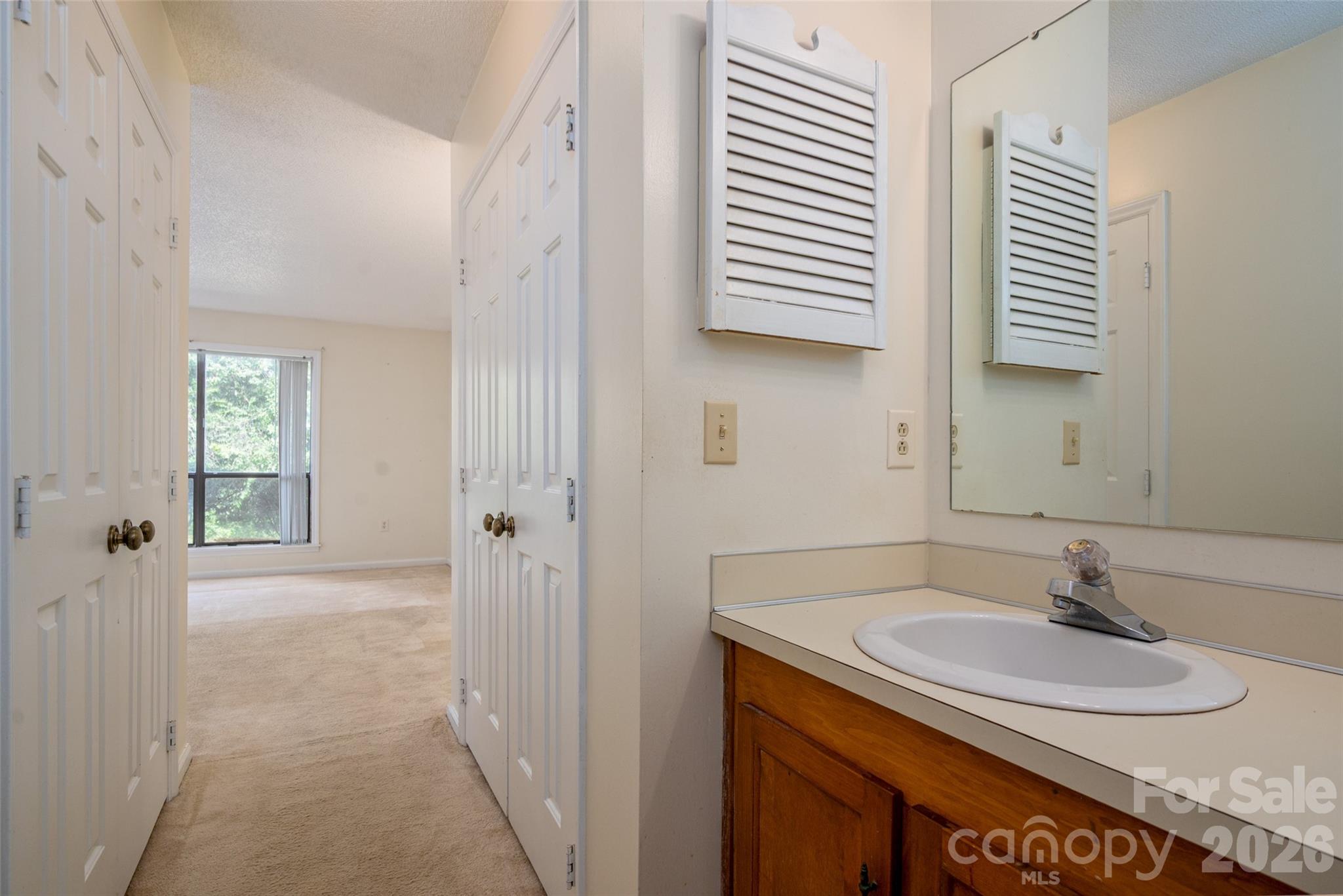 7203 Winery Lane Property Photo 26