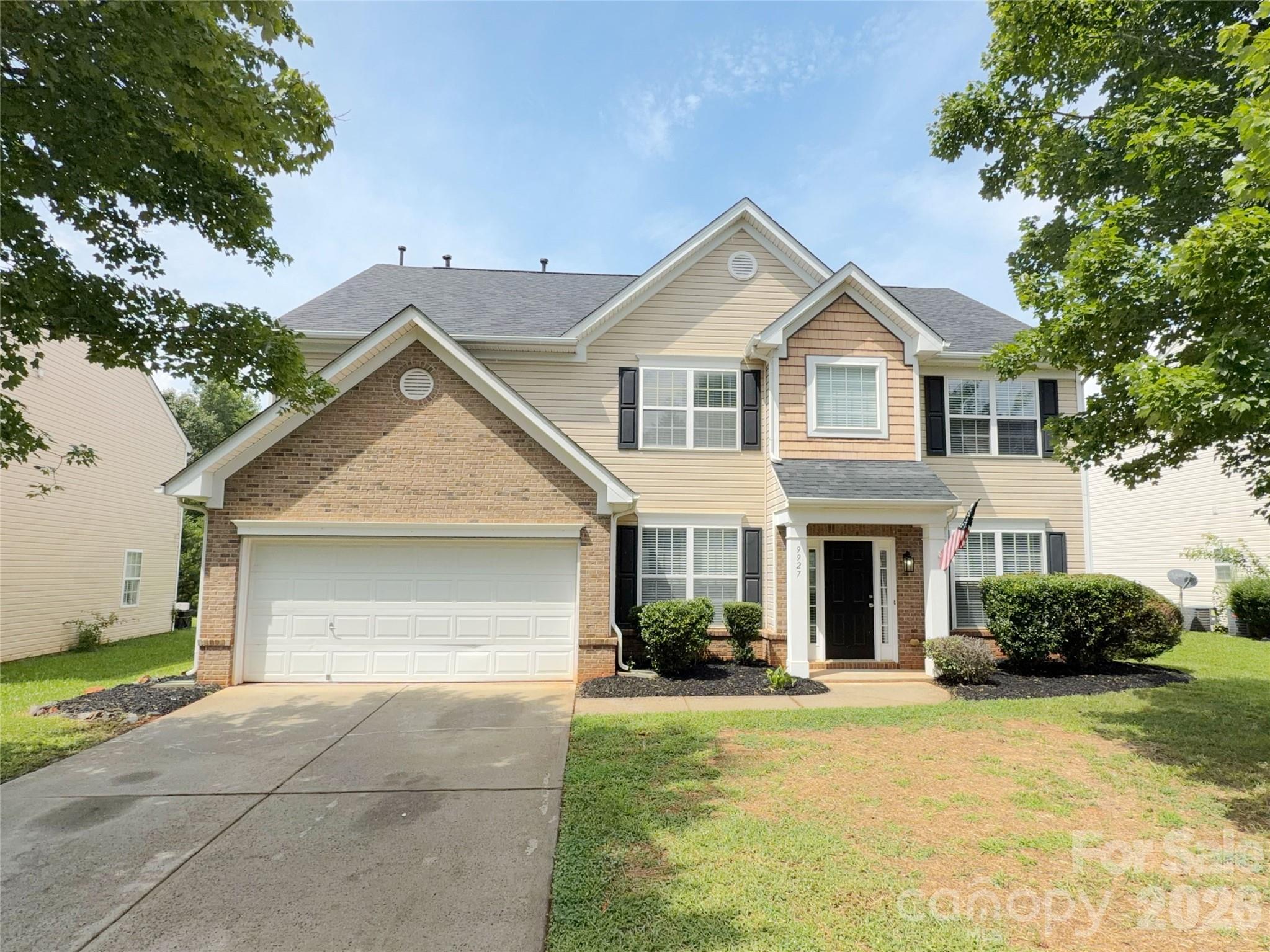 9927 Jeanette Circle Property Photo 1