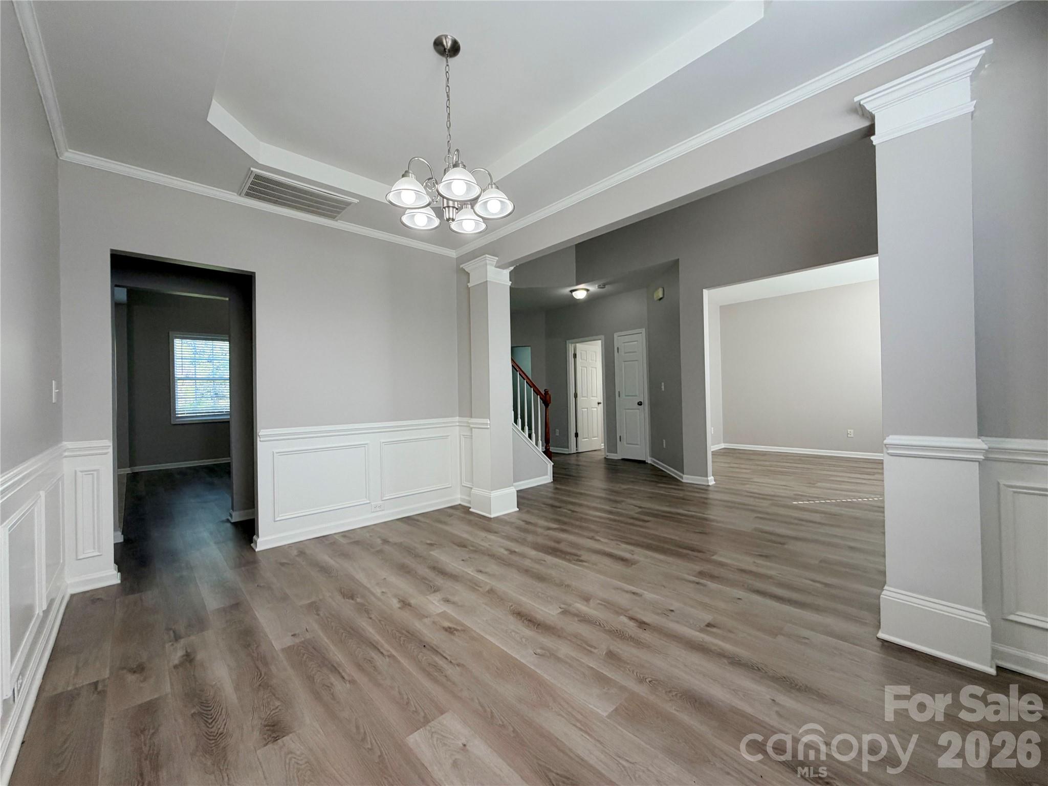 9927 Jeanette Circle Property Photo 8