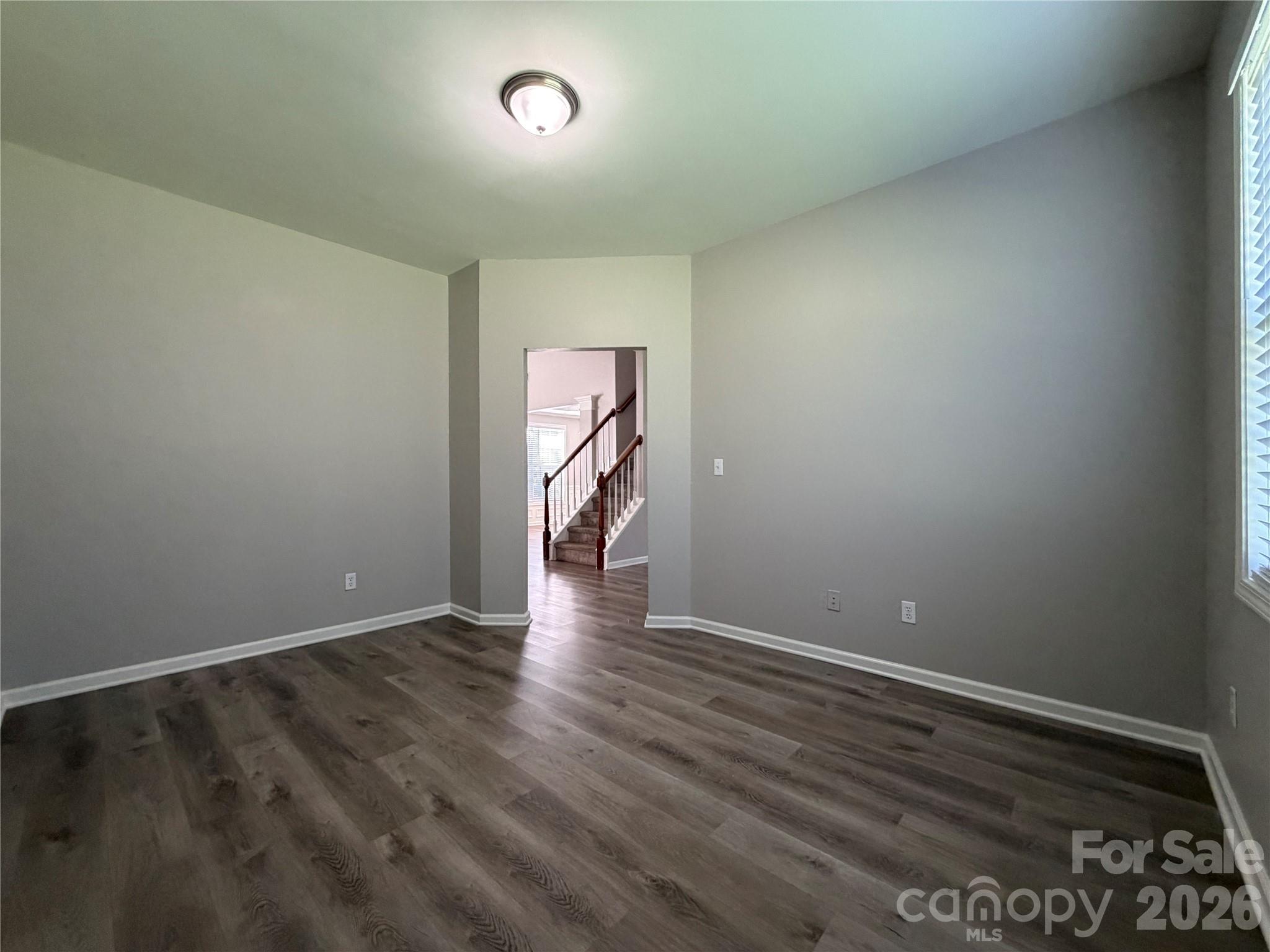 9927 Jeanette Circle Property Photo 11