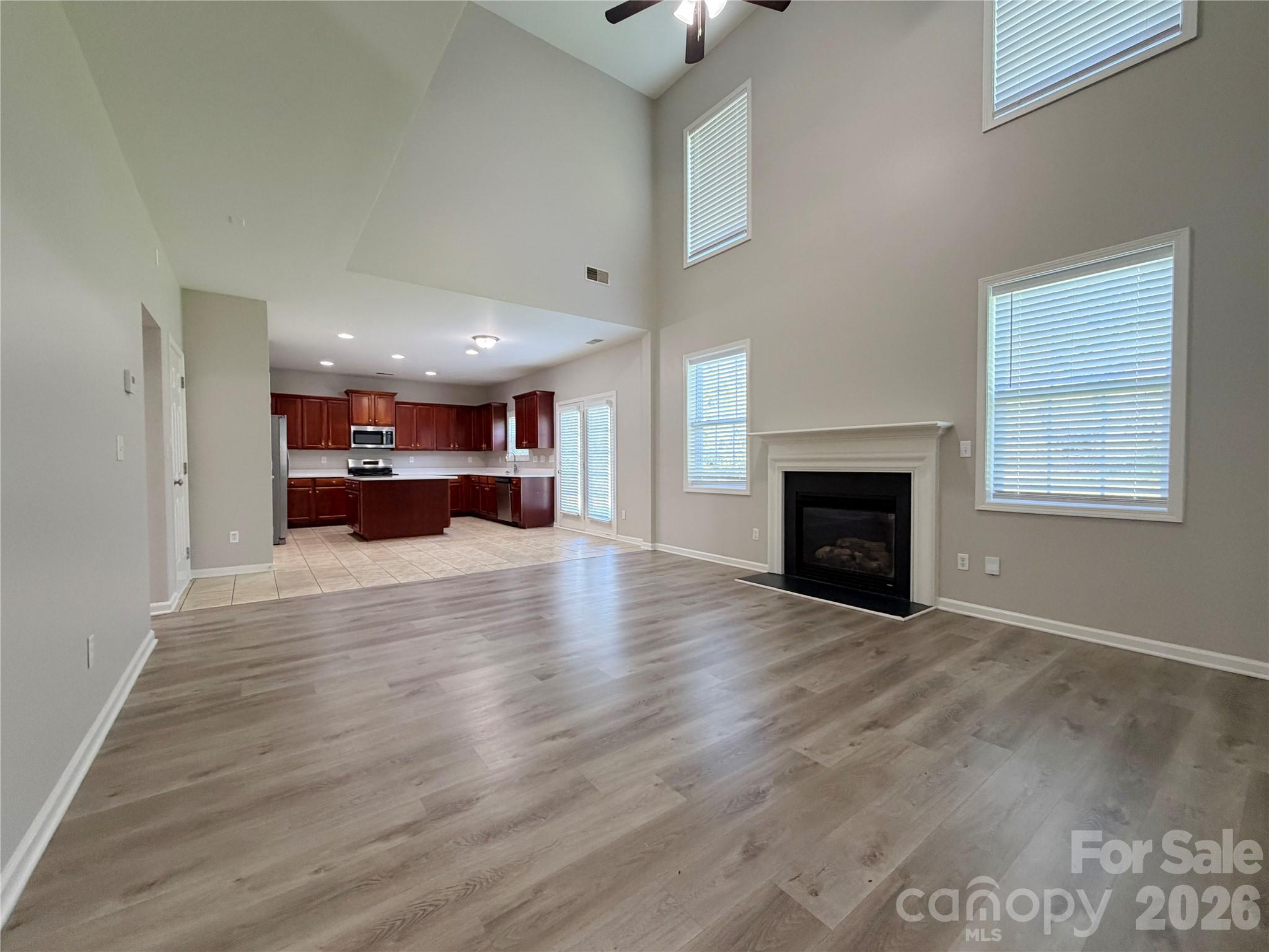 9927 Jeanette Circle Property Photo 12