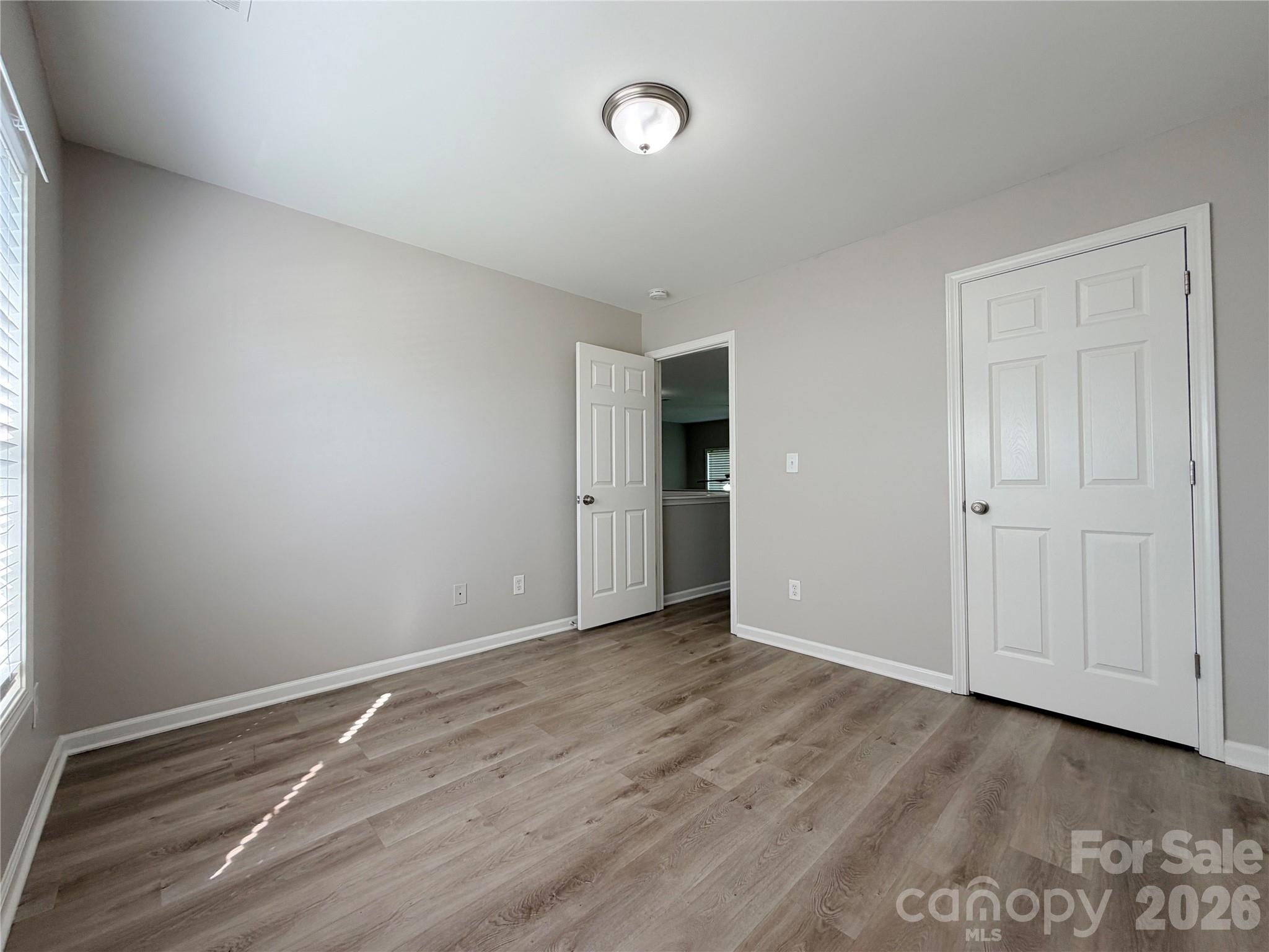 9927 Jeanette Circle Property Photo 28