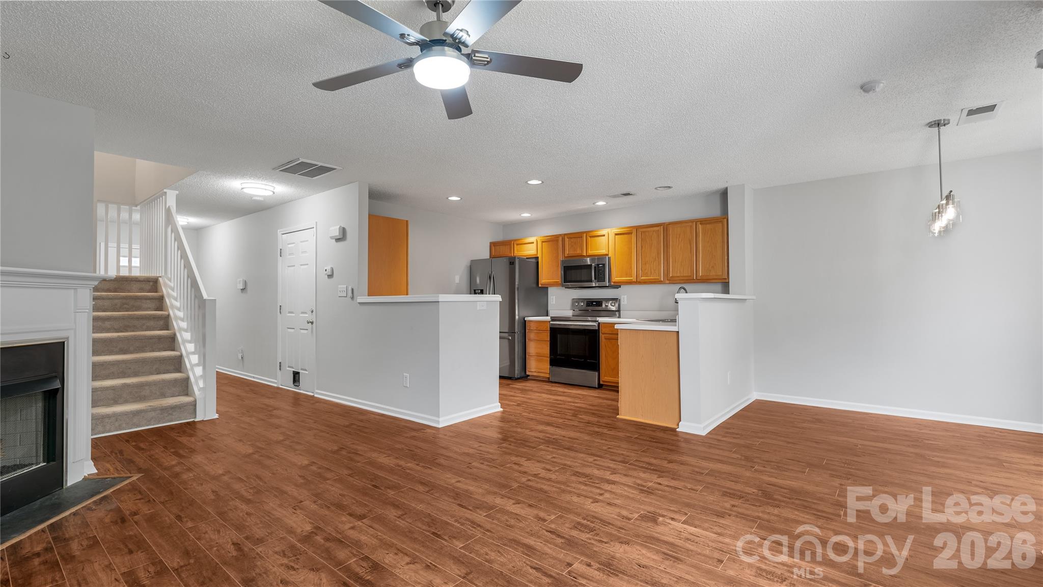 859 Pelican Bay Drive Property Photo 3