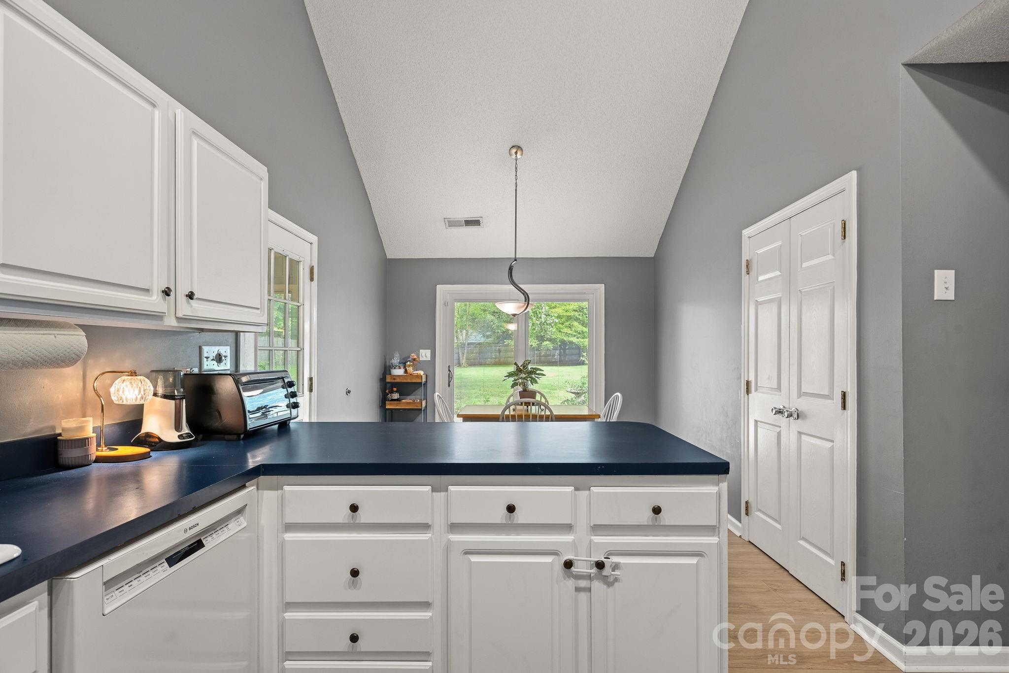 1320 Watts Drive Property Photo 8