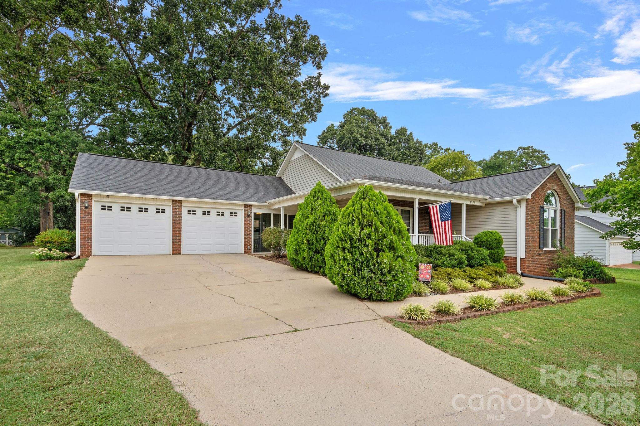 1320 Watts Drive Property Photo 9