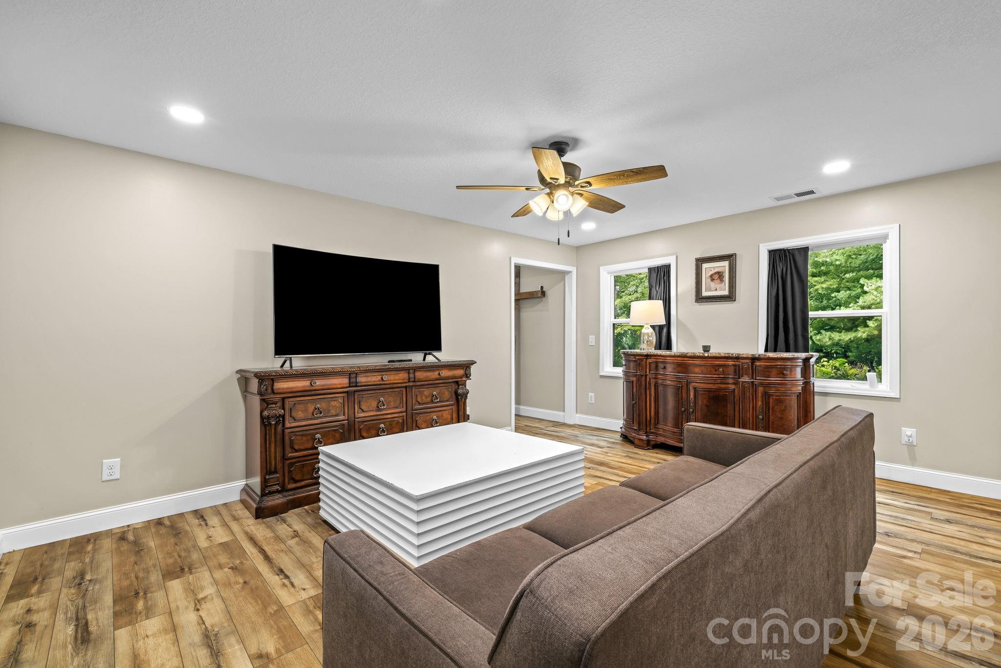 431 Judds Trail Property Photo 11