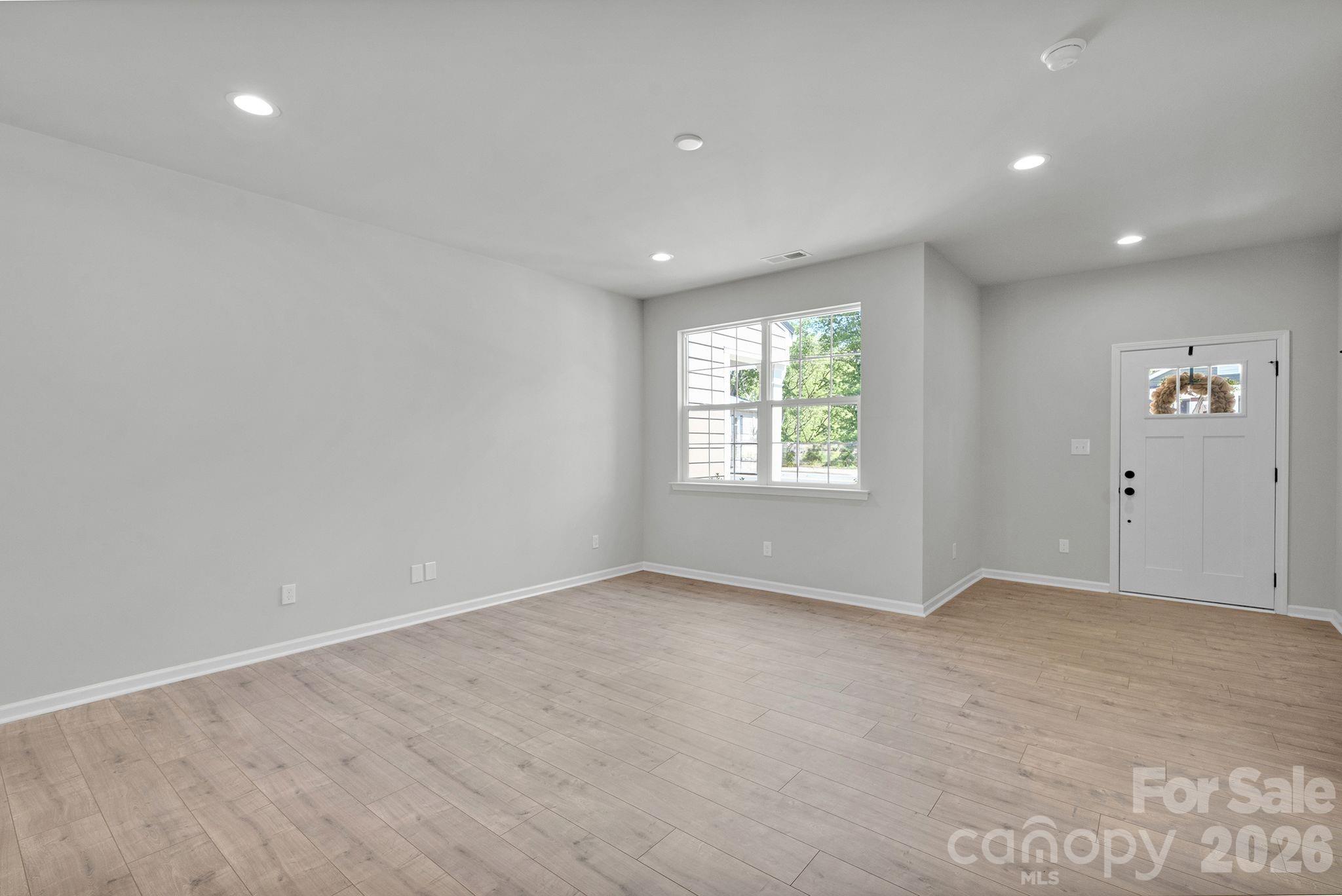 355 Melrose Drive Unit B Property Photo 5