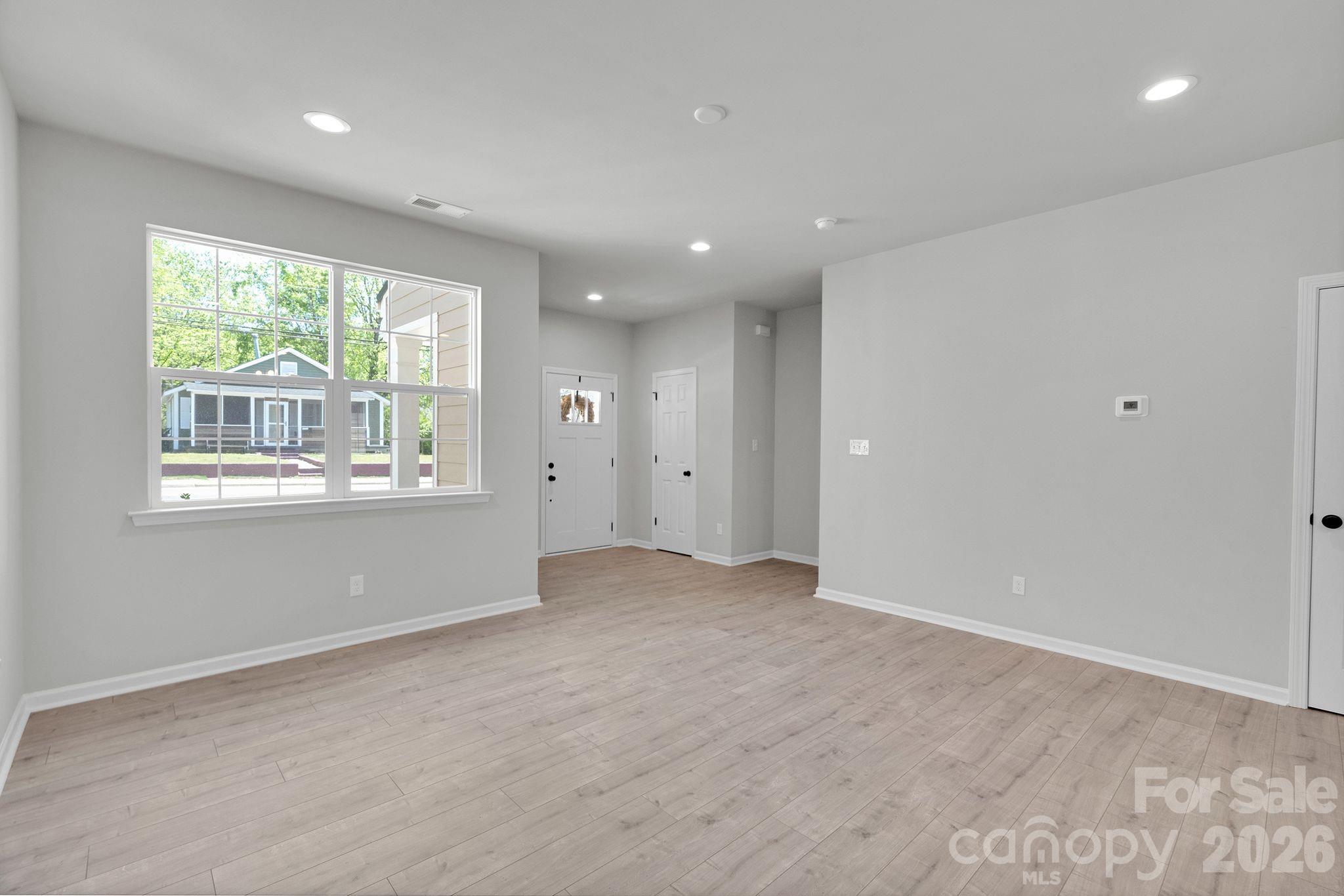 355 Melrose Drive Unit B Property Photo 7