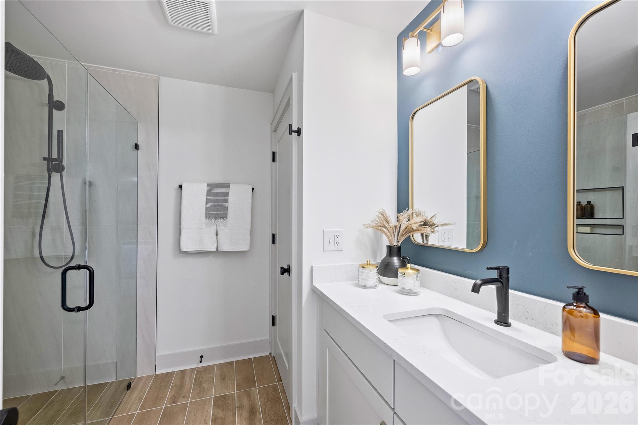 3143 Colyer Place Property Photo 11