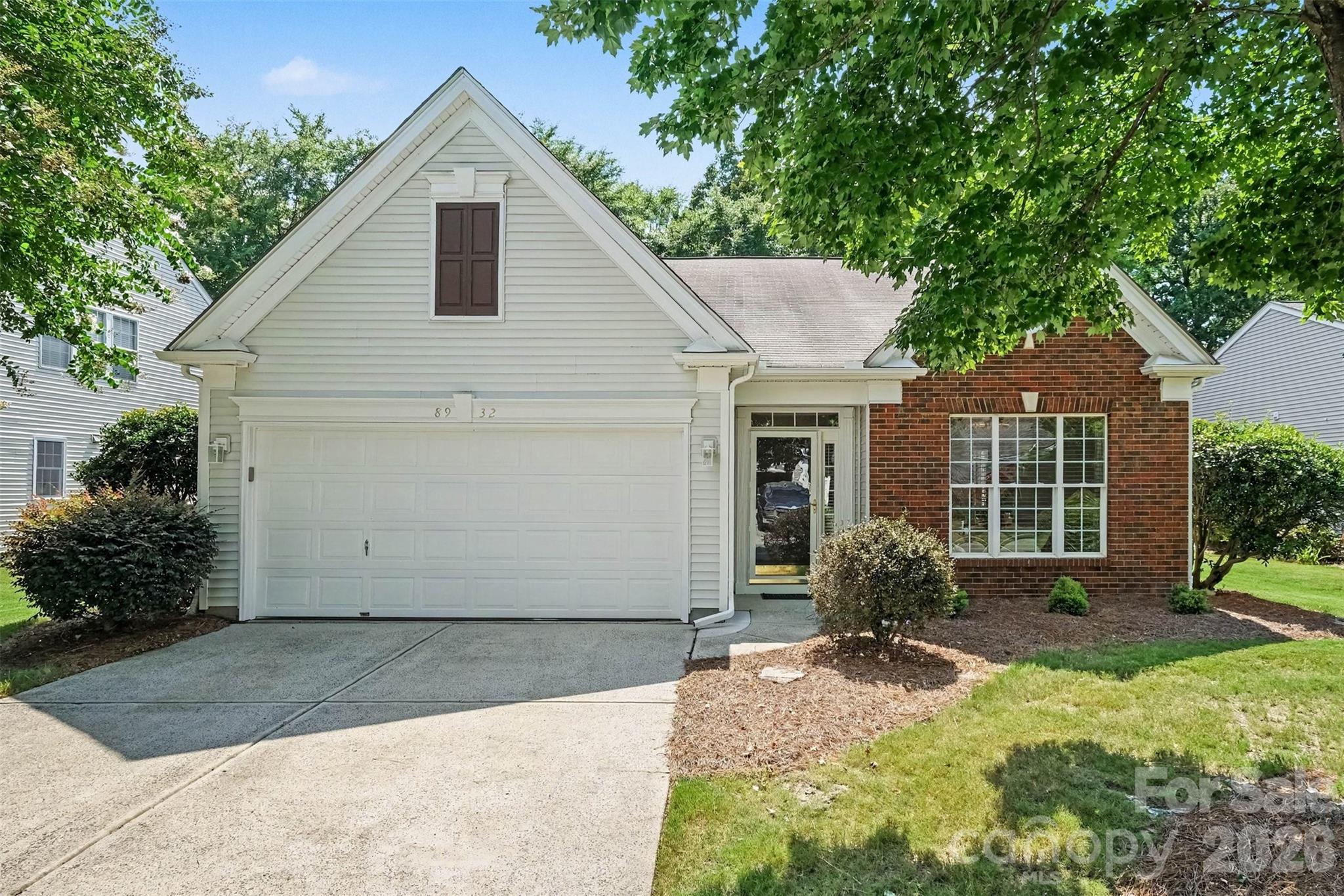 8932 Kestral Ridge Drive Property Photo 1
