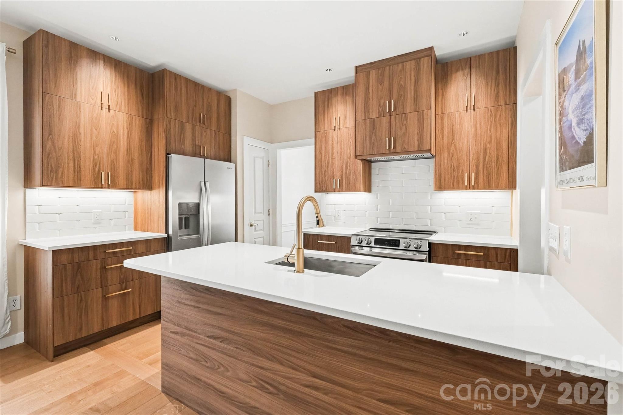 8932 Kestral Ridge Drive Property Photo 8