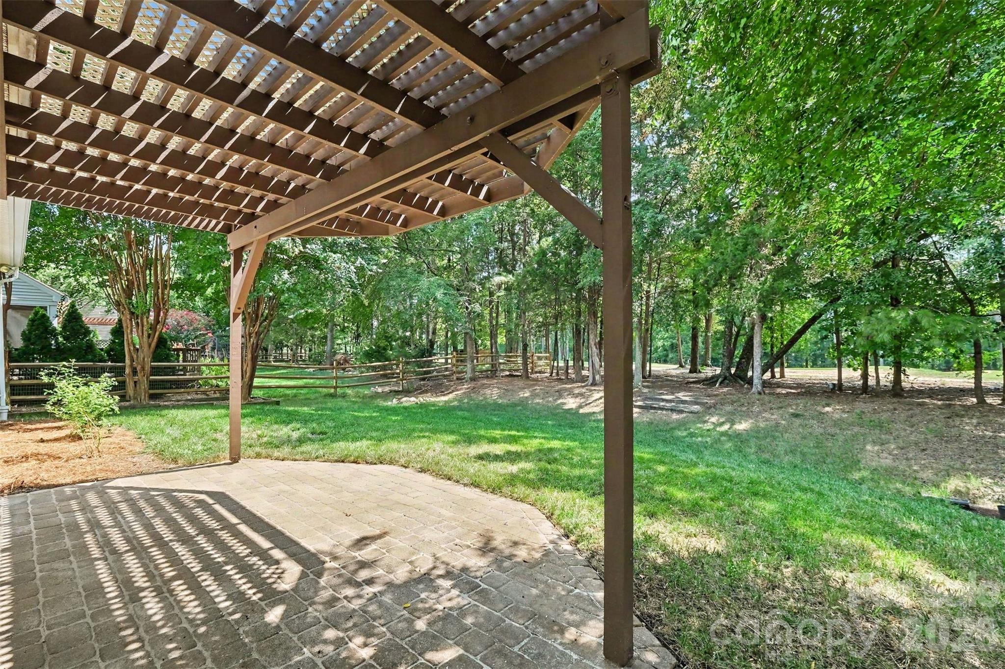 8932 Kestral Ridge Drive Property Photo 25