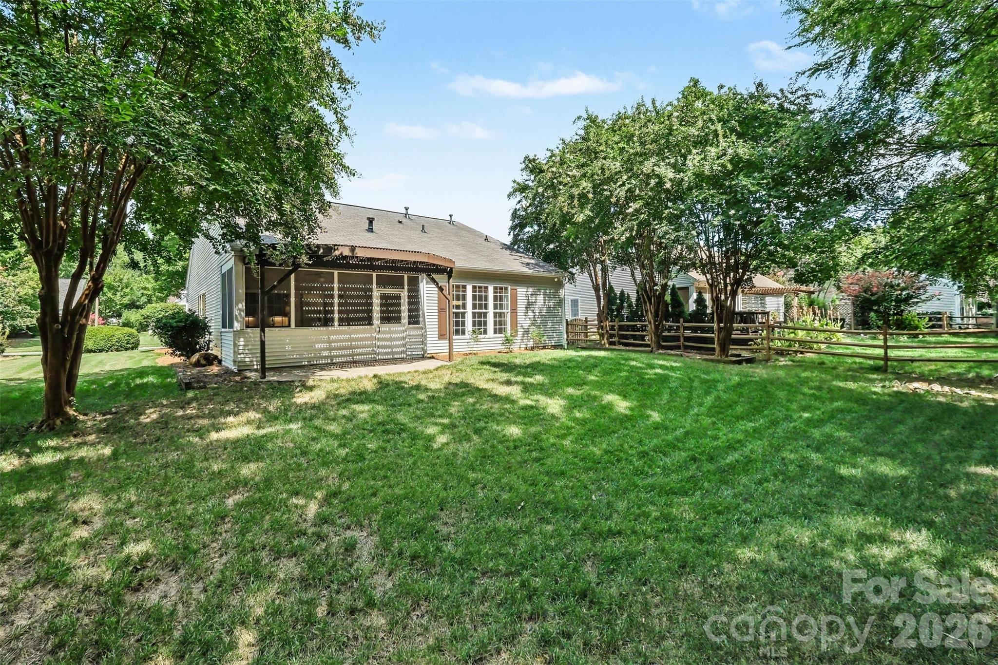 8932 Kestral Ridge Drive Property Photo 28