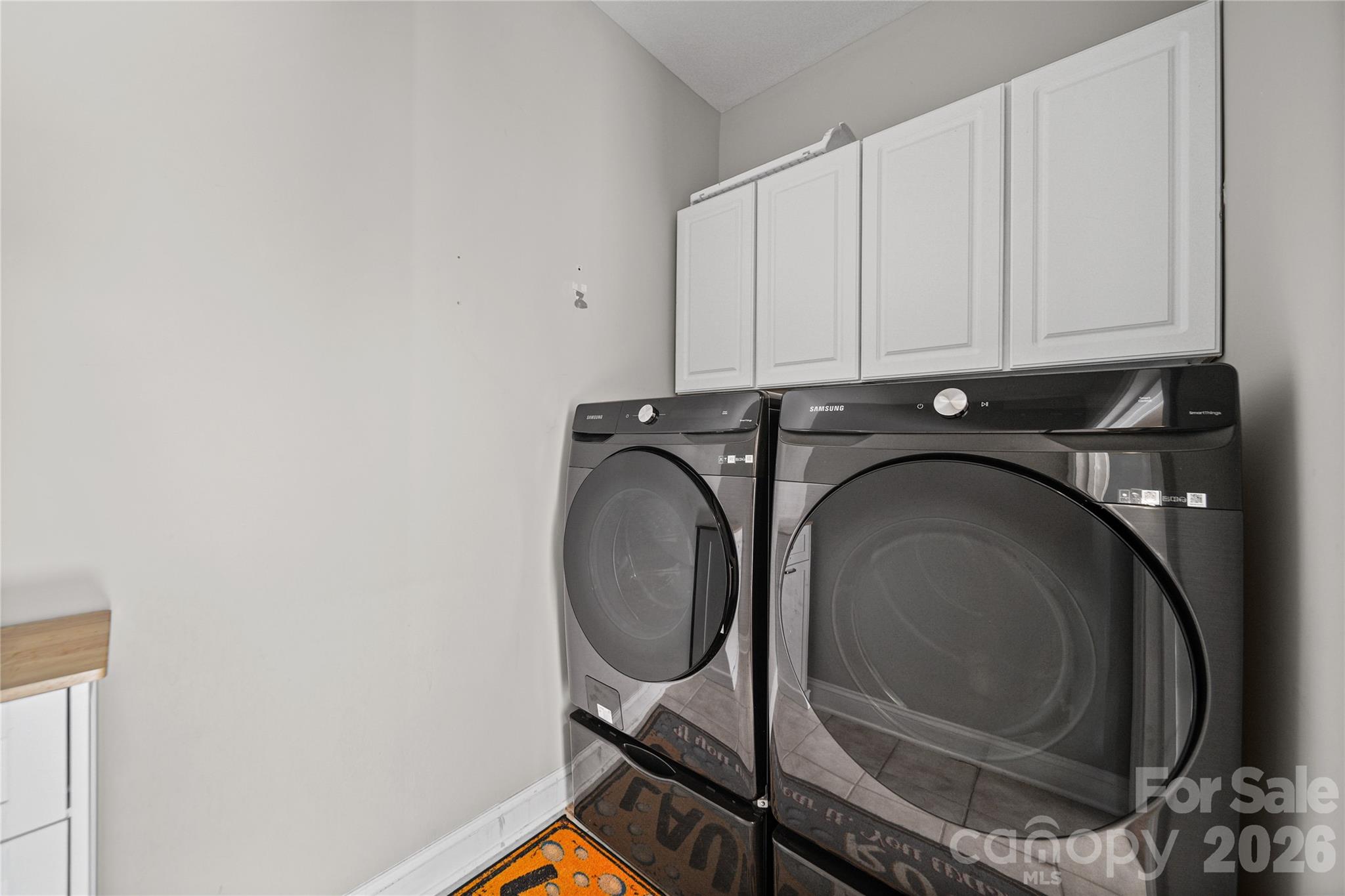 2246 Donnington Lane Property Photo 10